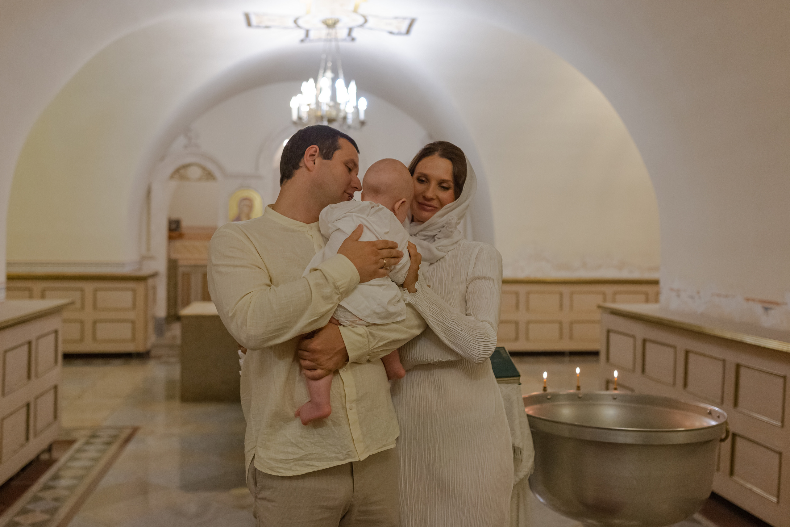 Троицкий собор Александро-Невской Лавры. Семейный фотограф в Санкт-Петербурге Любовь Савкина