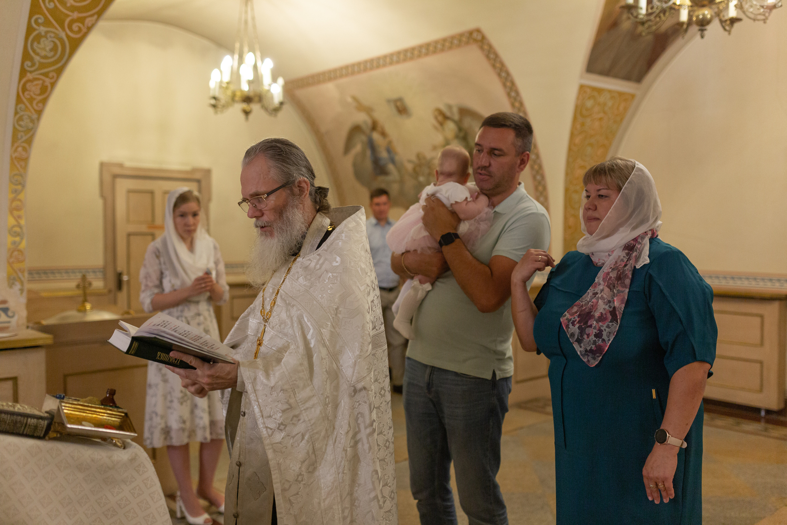 Троицкий собор Александро-Невской Лавры. Семейный фотограф в Санкт-Петербурге Любовь Савкина
