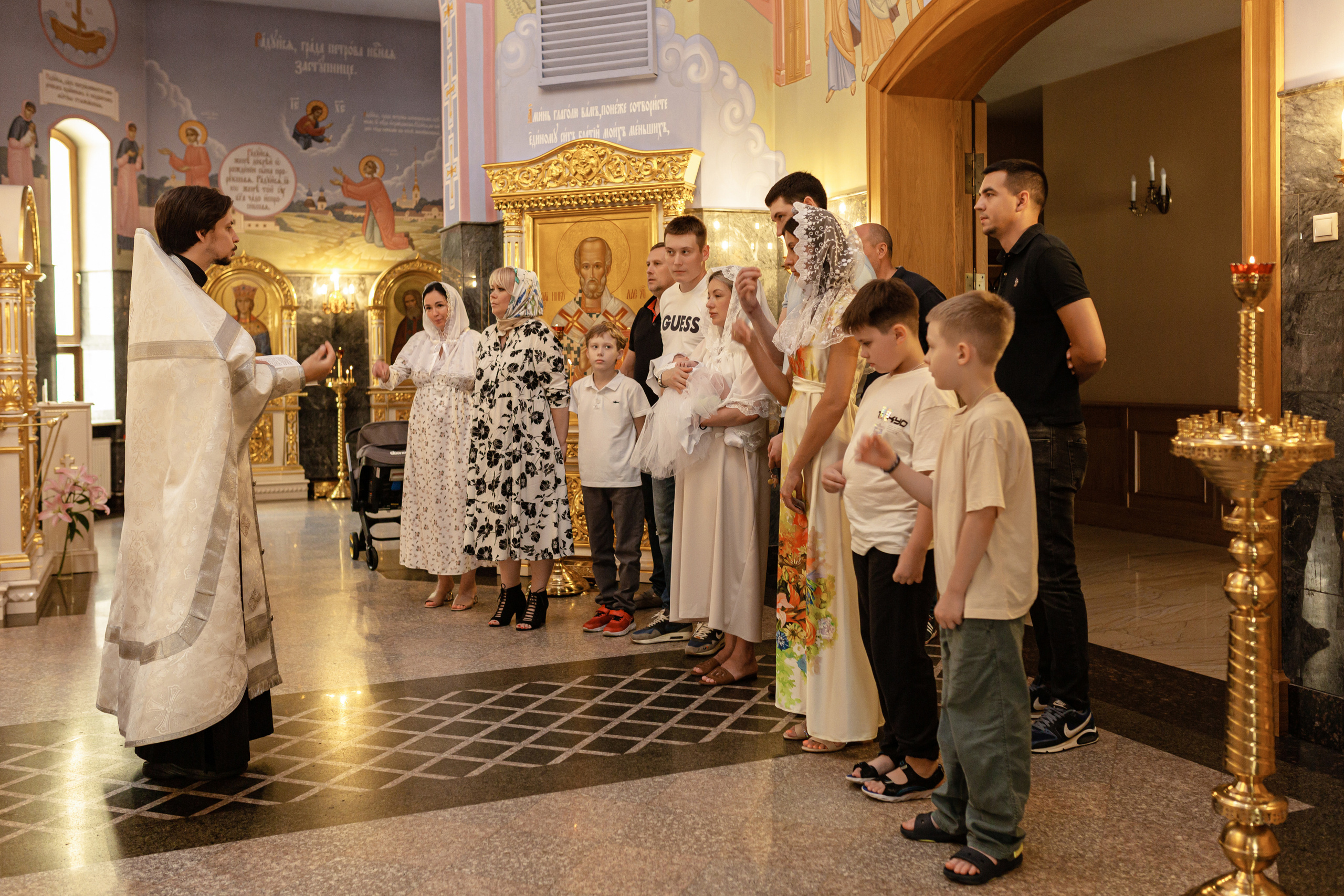 Храм Святой Блаженной Ксении Петербургской. Семейный фотограф в Санкт-Петербурге Любовь Савкина