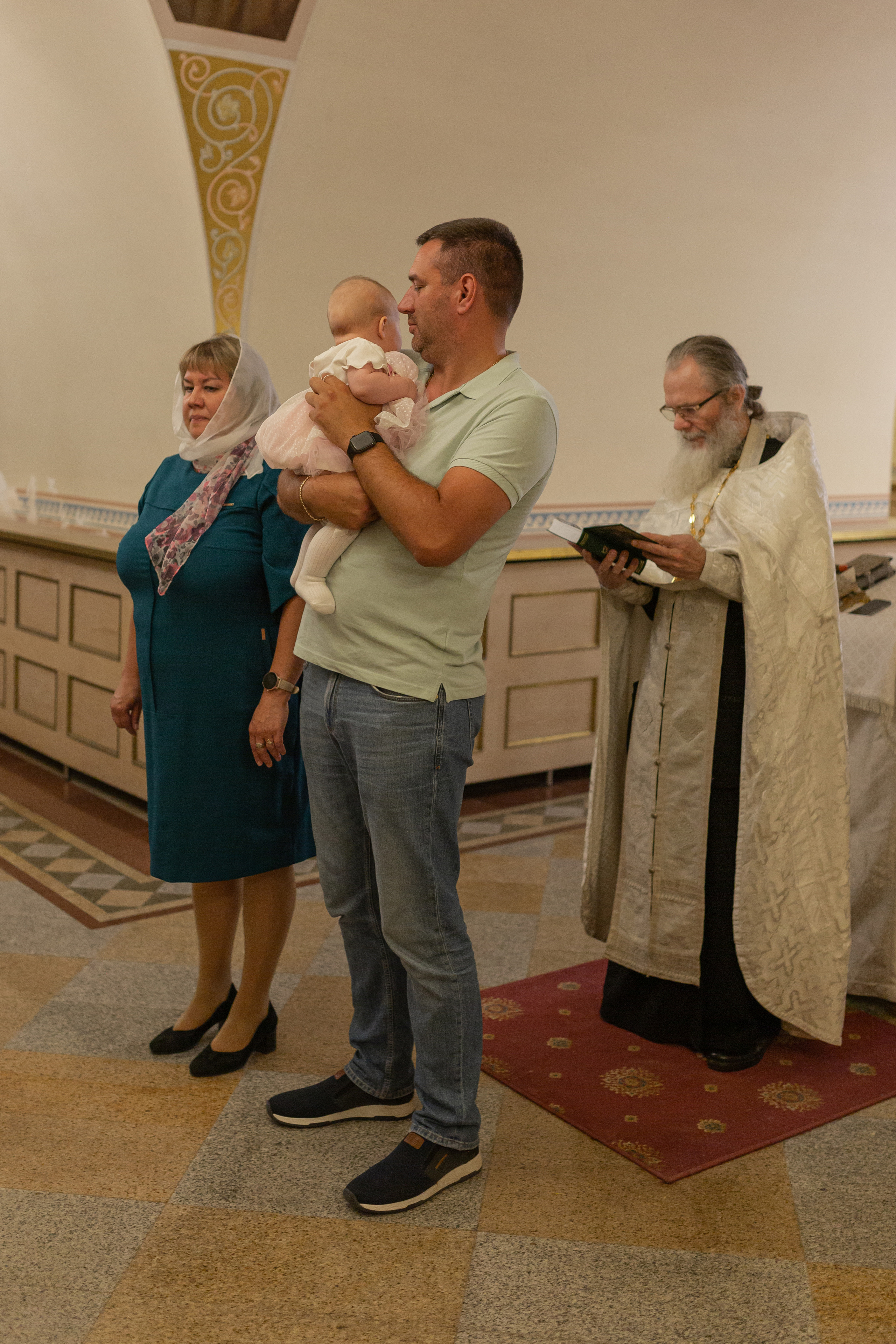 Троицкий собор Александро-Невской Лавры. Семейный фотограф в Санкт-Петербурге Любовь Савкина
