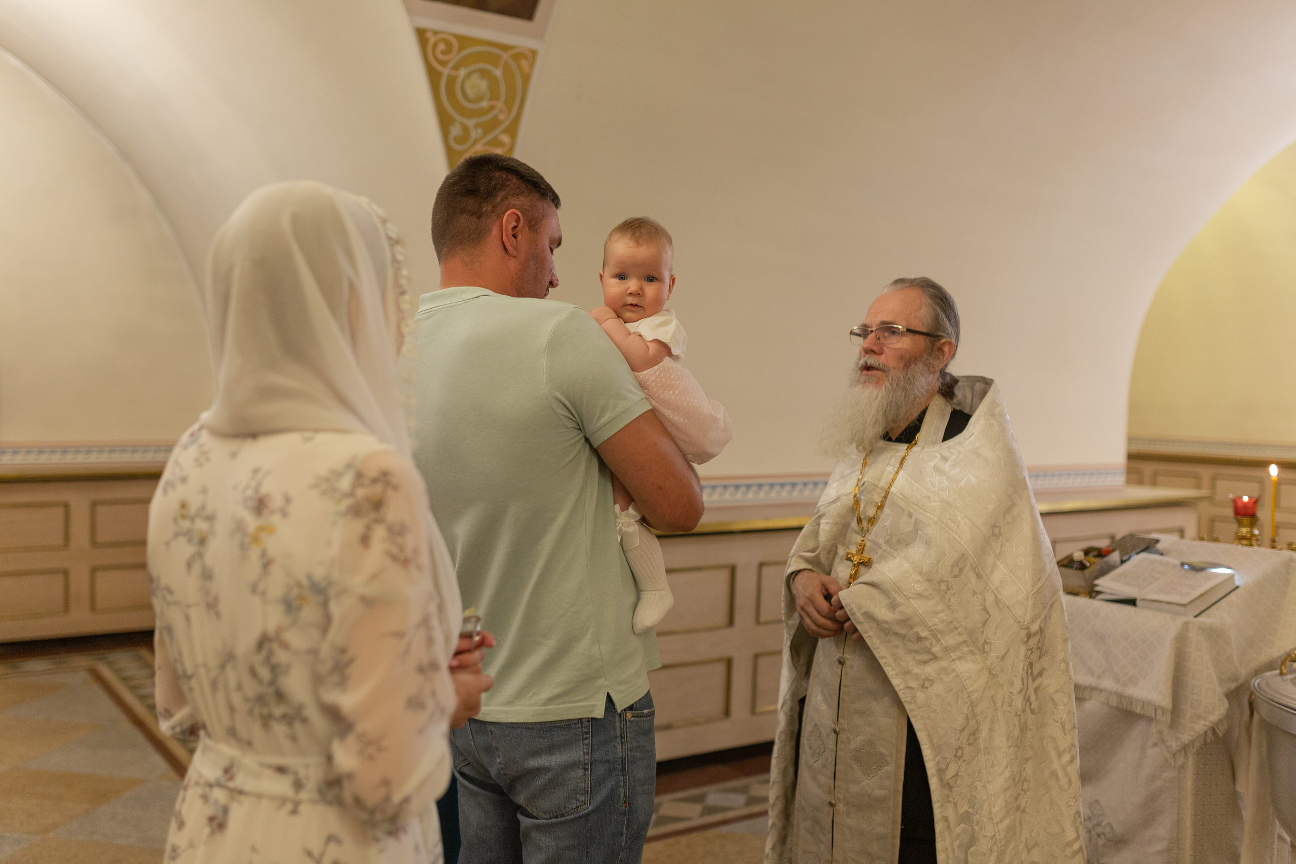 Троицкий собор Александро-Невской Лавры. Семейный фотограф в Санкт-Петербурге Любовь Савкина