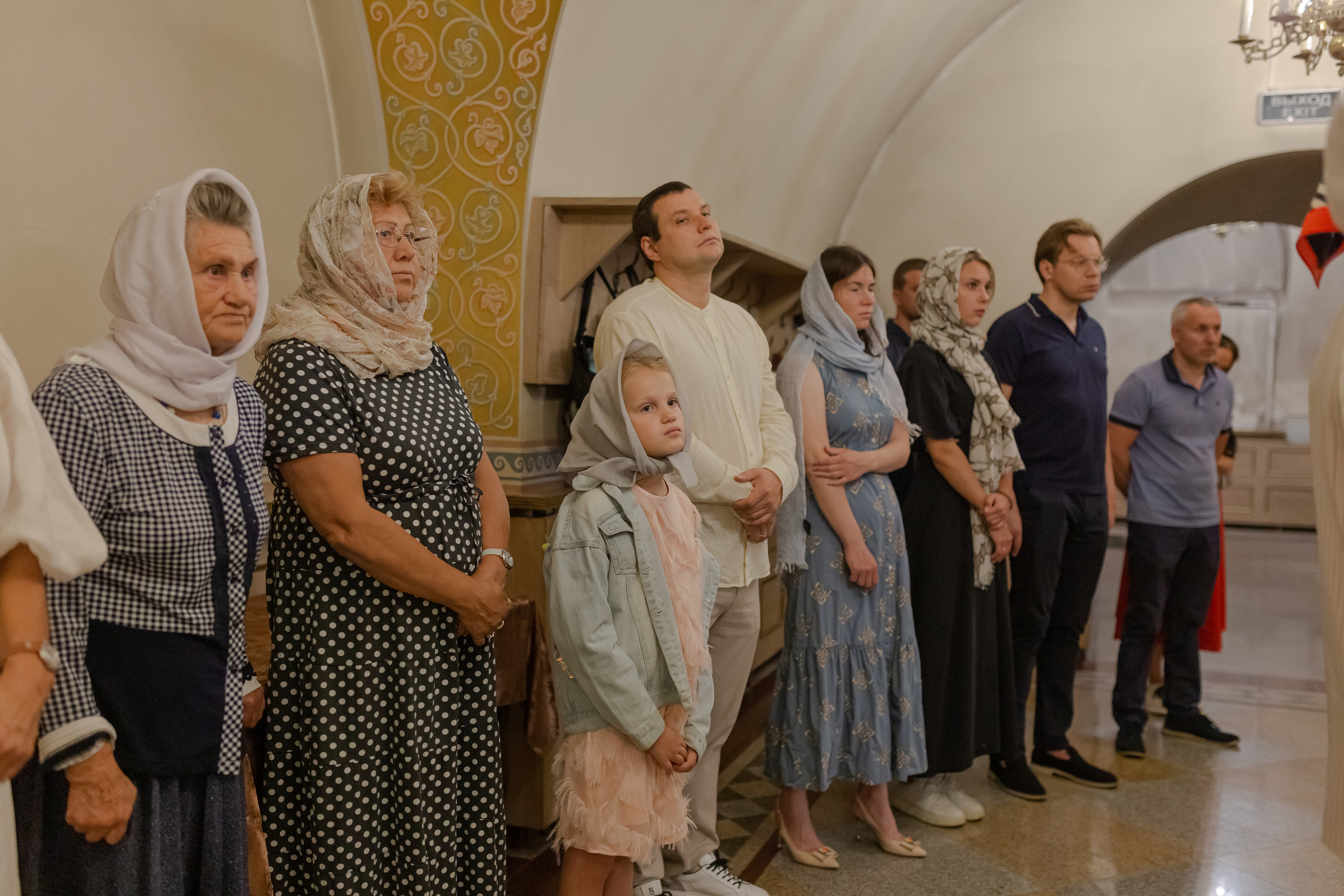 Троицкий собор Александро-Невской Лавры. Семейный фотограф в Санкт-Петербурге Любовь Савкина