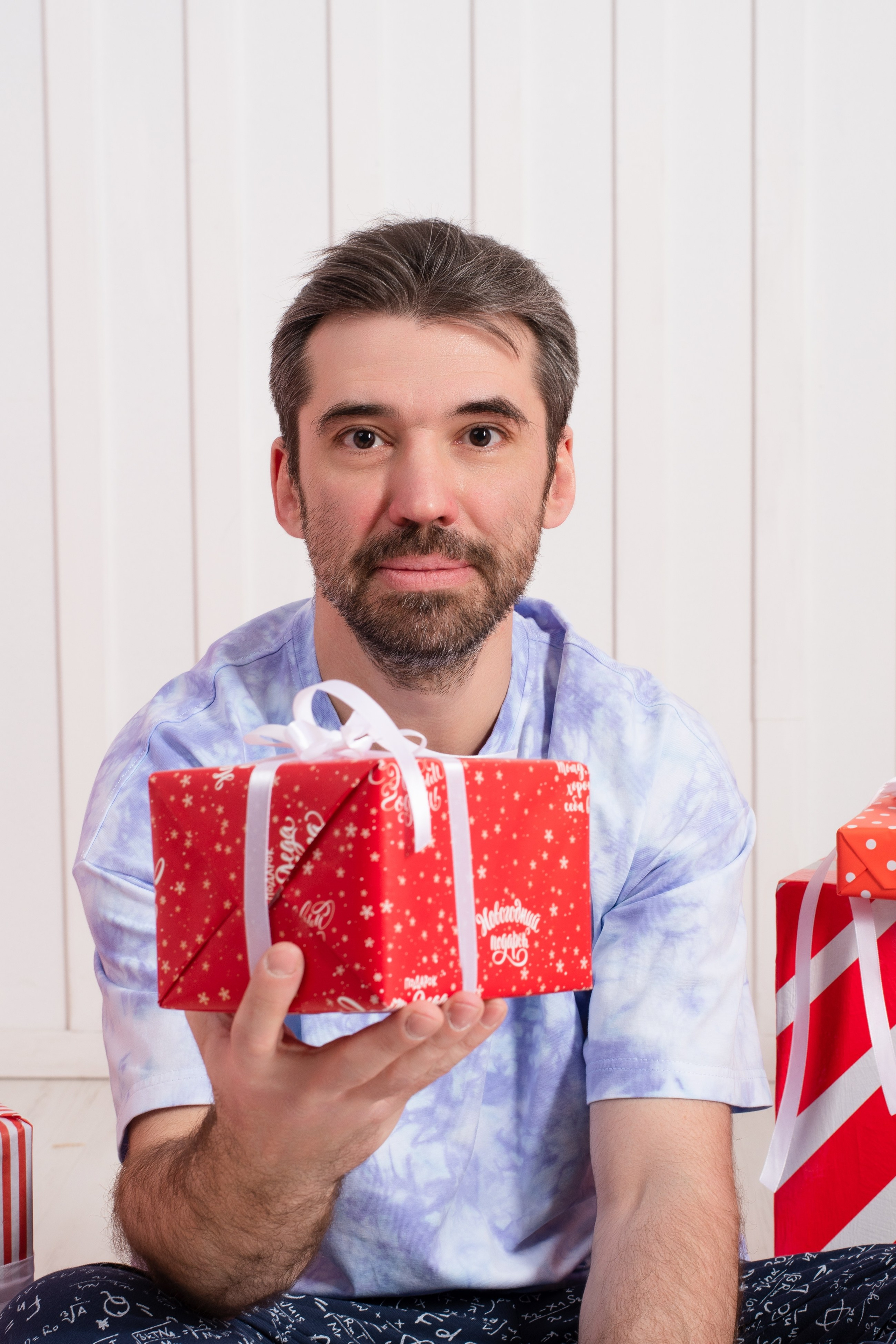 Светлана с семьей. Студийная съемка. Екатерина Бикбаева фотограф, видеограф, медиа-продюсер