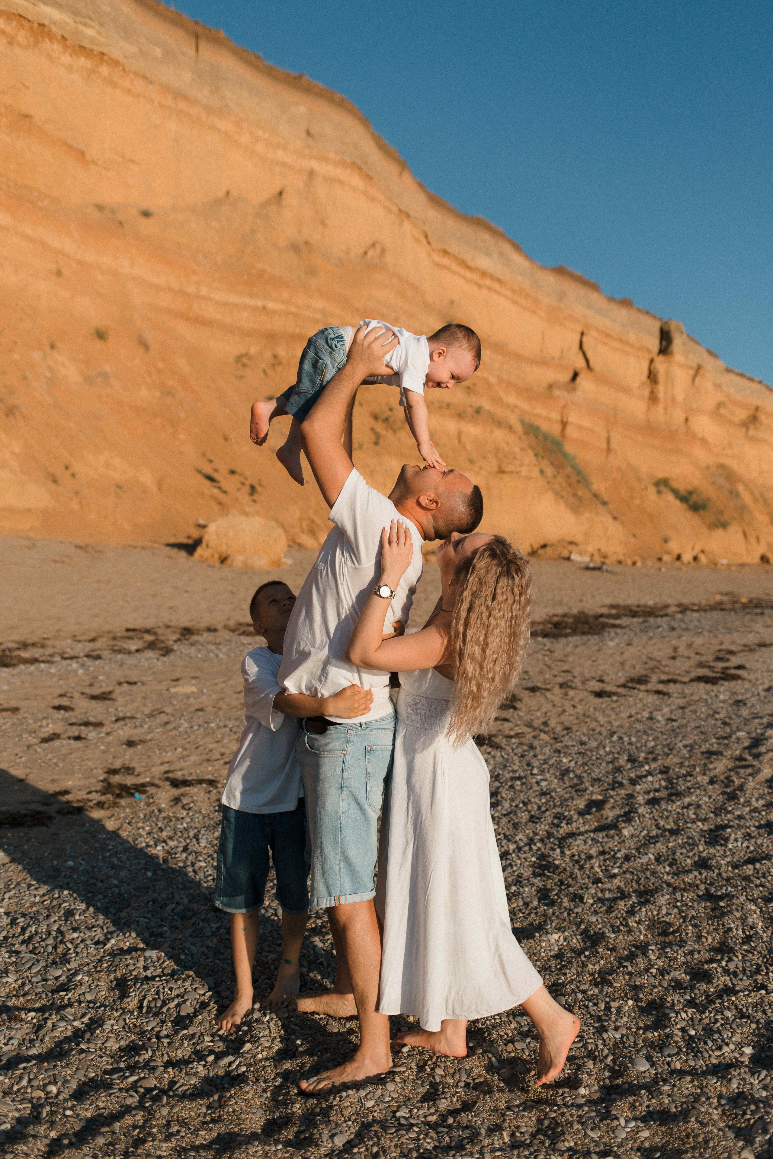 Море, закат, любовь 🖤. Свадебный фотограф Мироманов Николай в Крыму