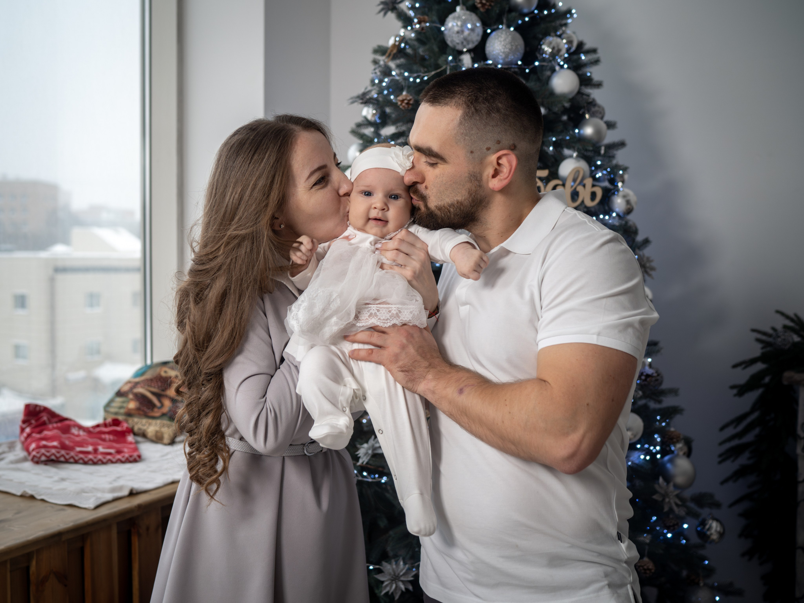 С самоедской лайкой. Фотограф Зинаида Евдокимова