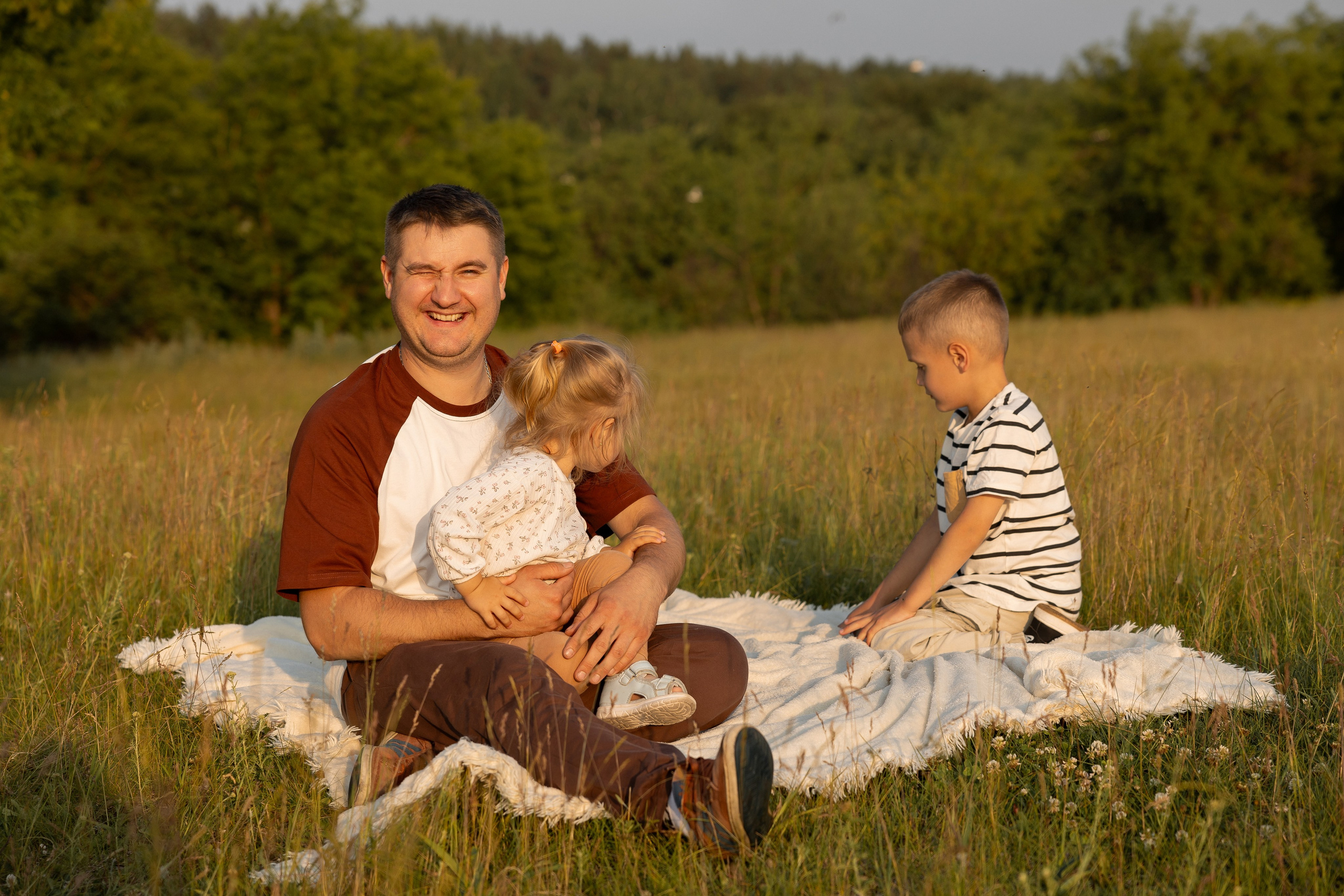 В поле. Семейный и свадебный фотограф в Челябинске Мария Леонтьева