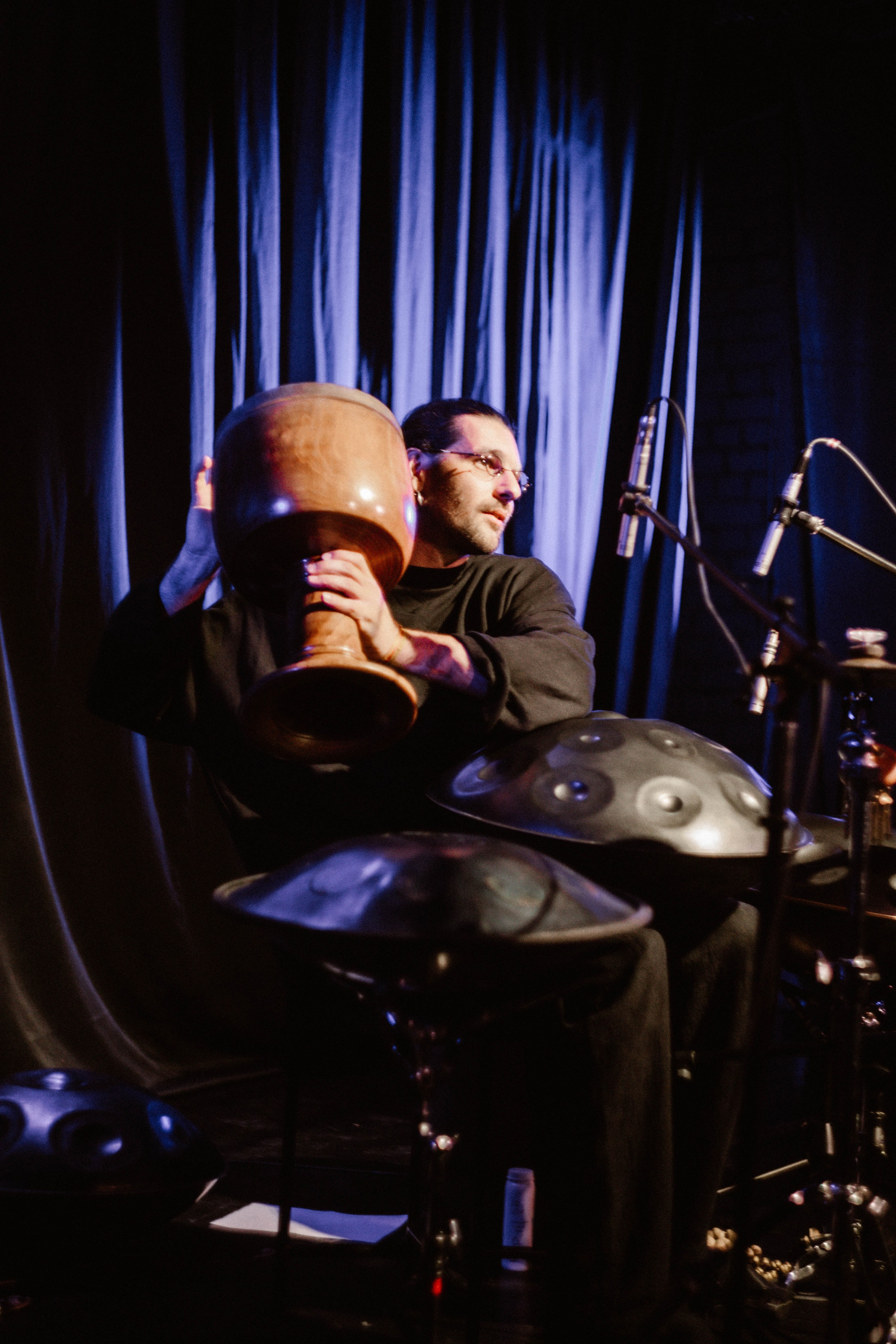 Кирилл Ошеров МАЯКОВКА, 10. Фотограф в Нижнем Новгороде