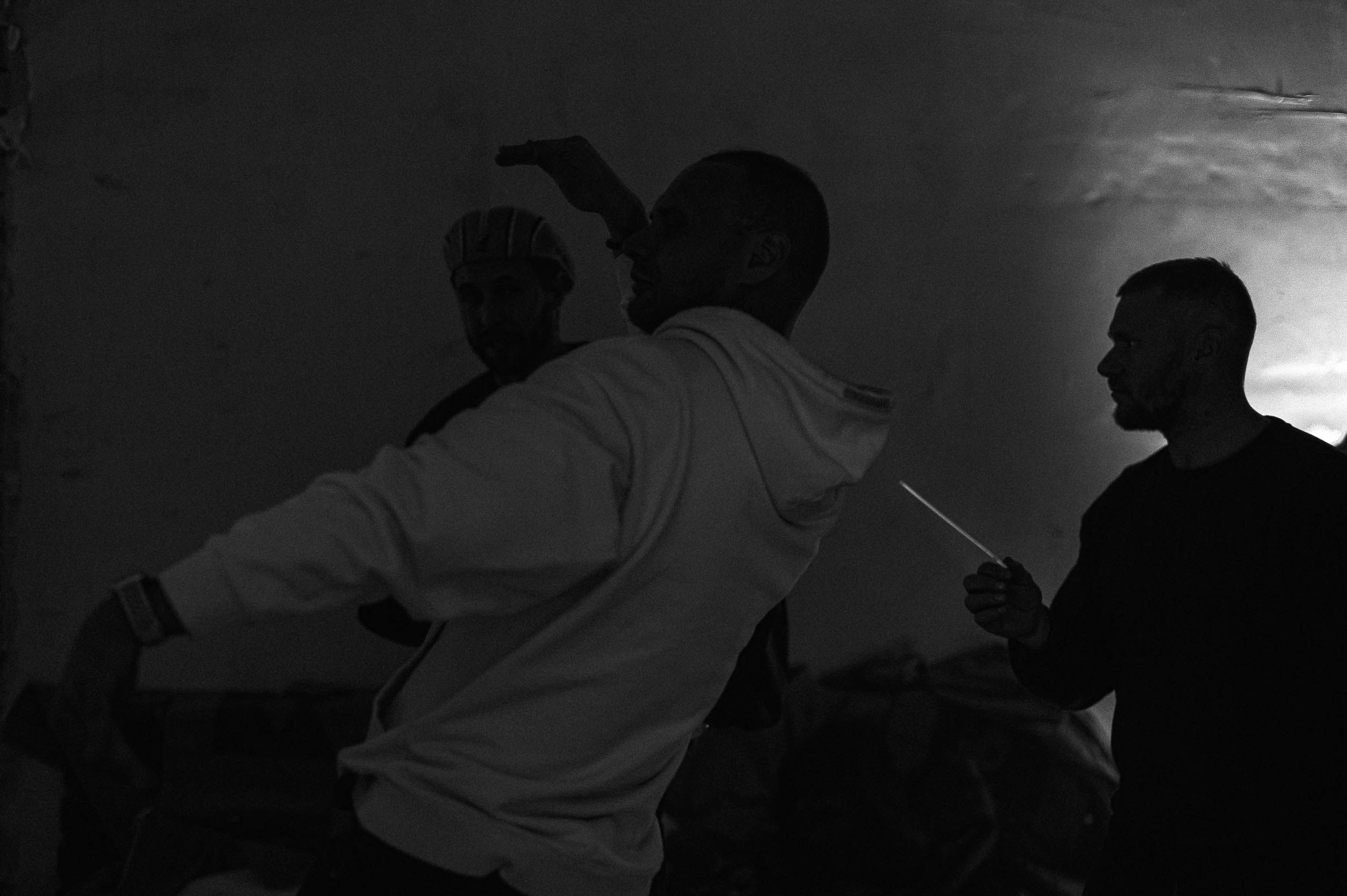 Вечеринка в новостройке. Евгений Нисковских — свадебный и репортажный фотограф в Тюмени