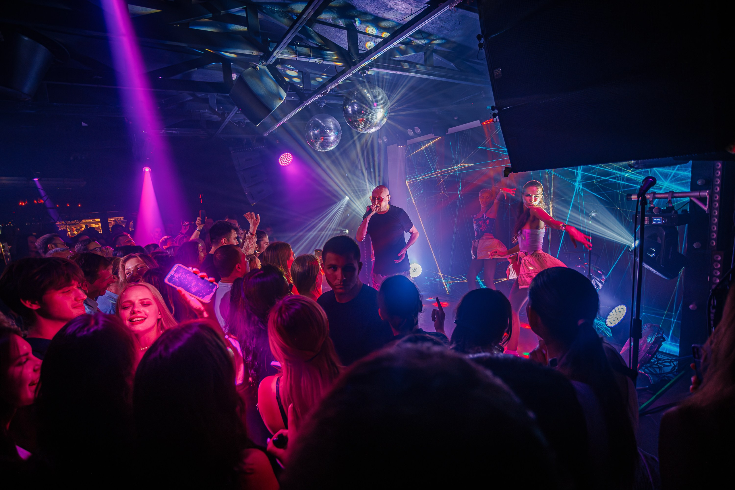 «Шура"_Чайка на пляже_Ялта_18.07.2025 г. Аминов Руслан | Фотограф