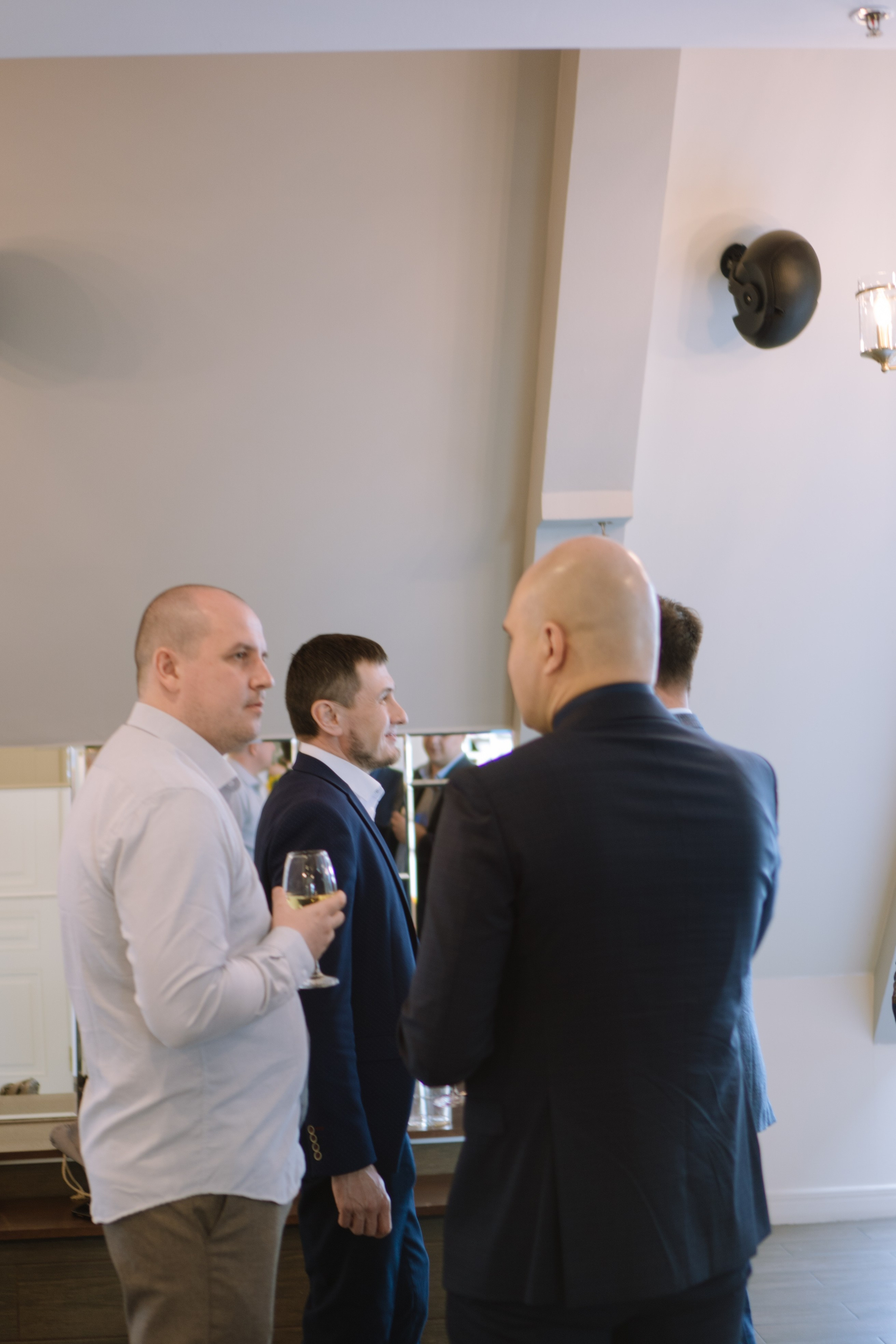 СВАДЕБНЫЙ БАНКЕТ НА ВЛАДИМИРСКОЙ В САНКТ-ПЕТЕРБУРГЕ (КАМЕРНАЯ СВАДЬБА). Профессиональный фотограф, Санкт-Петербург — Виктория Богомолова