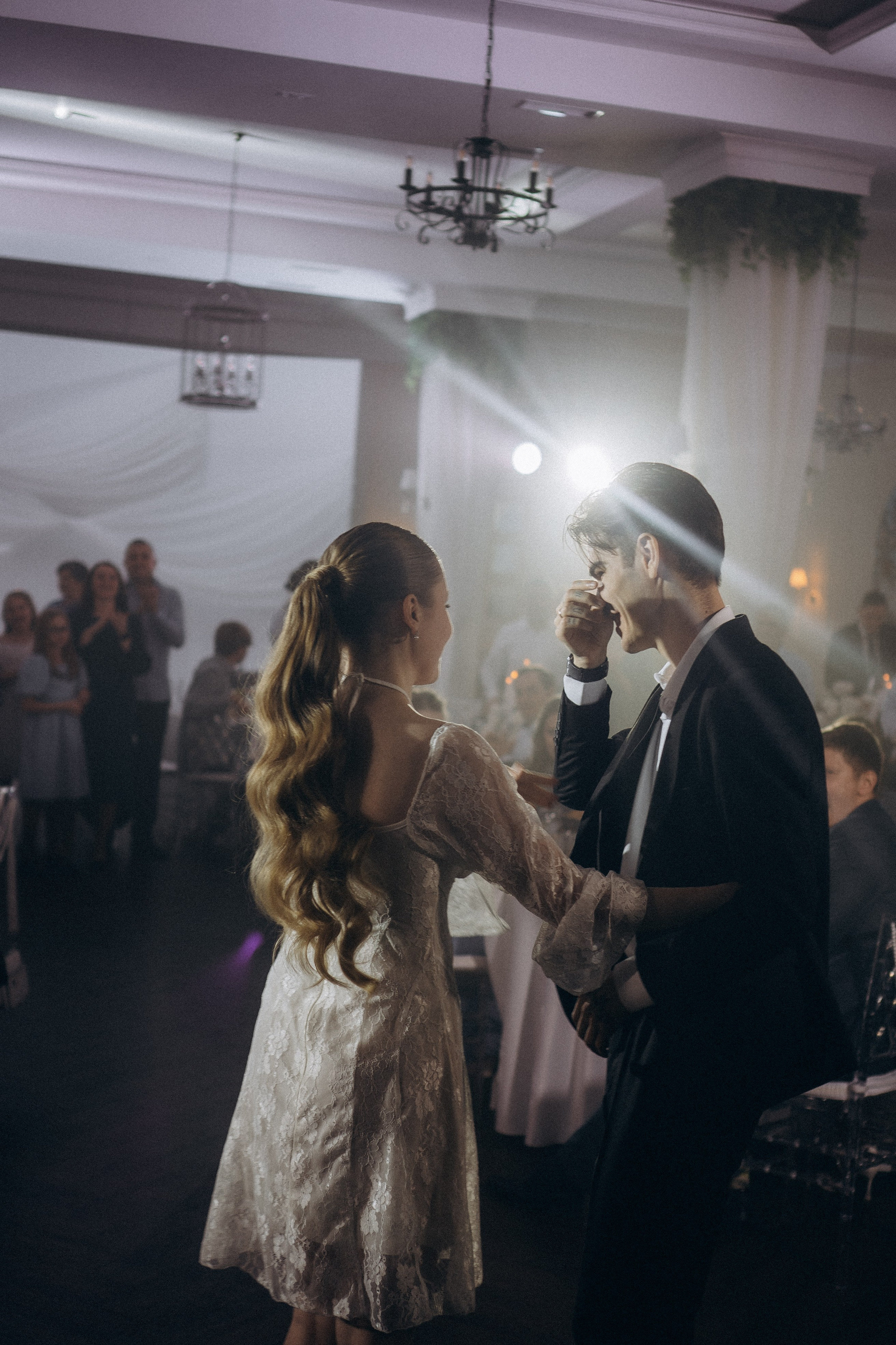 СЬЕМКА СВАДЕБНОГО БАНКЕТА (СНЯТО В СИБИРЕ В НИЖНЕВАРТОВСКЕ). Профессиональный фотограф, Санкт-Петербург — Виктория Богомолова