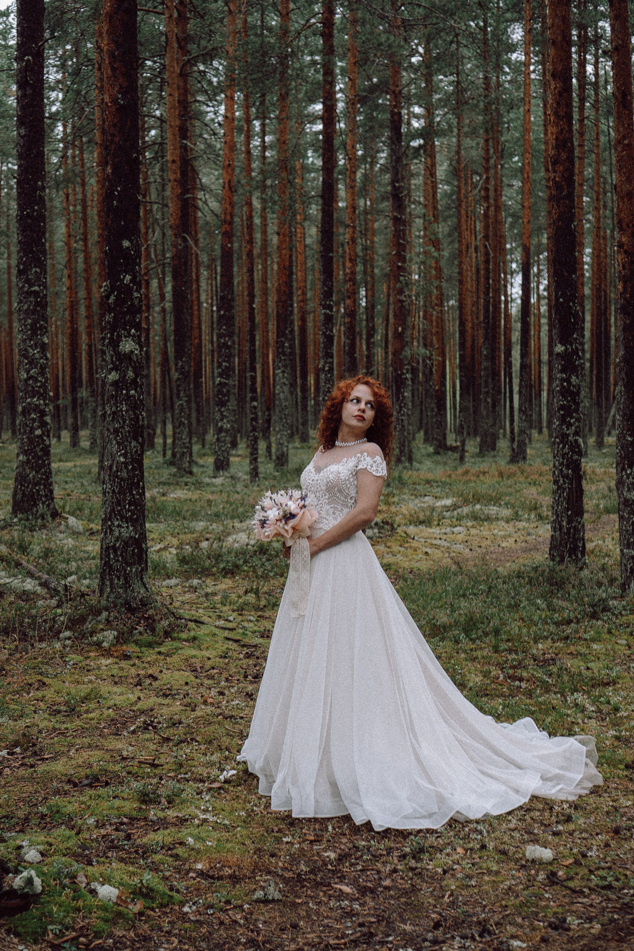 СВАДЕБНАЯ ФОТОСЕССИИЯ ПАРЫ В ГОРОДЕ ПРИОЗЕРСК В СОСНОВОМ ЛЕСУ И С ПИКАПОМ. Профессиональный фотограф, Санкт-Петербург — Виктория Богомолова