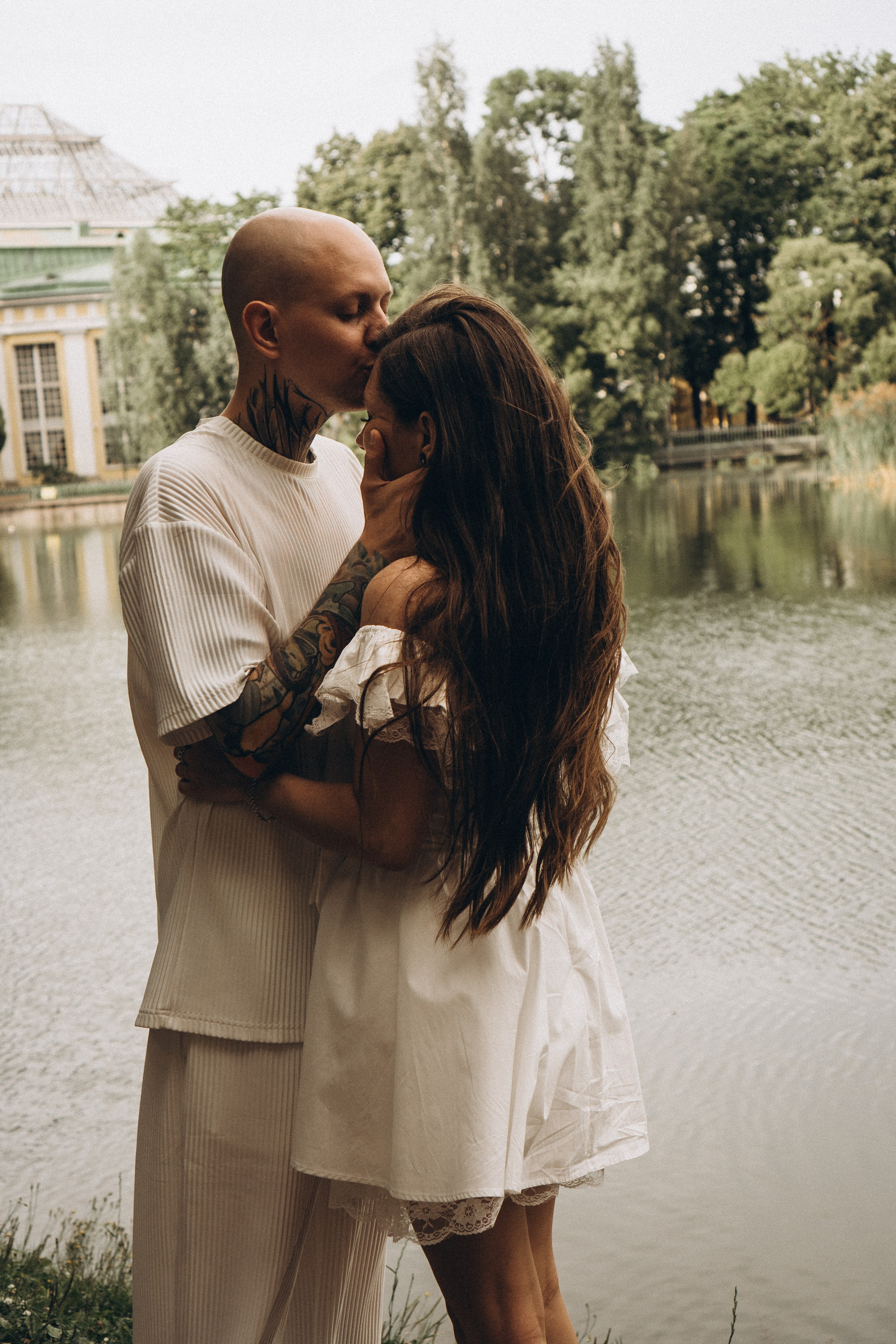 СВАДЕБНАЯ ПРОГУЛКА ПО ТАВРИЧЕСКОМУ САДУ И НЕВСКОЙ РАТУШЕ. Профессиональный фотограф, Санкт-Петербург — Виктория Богомолова