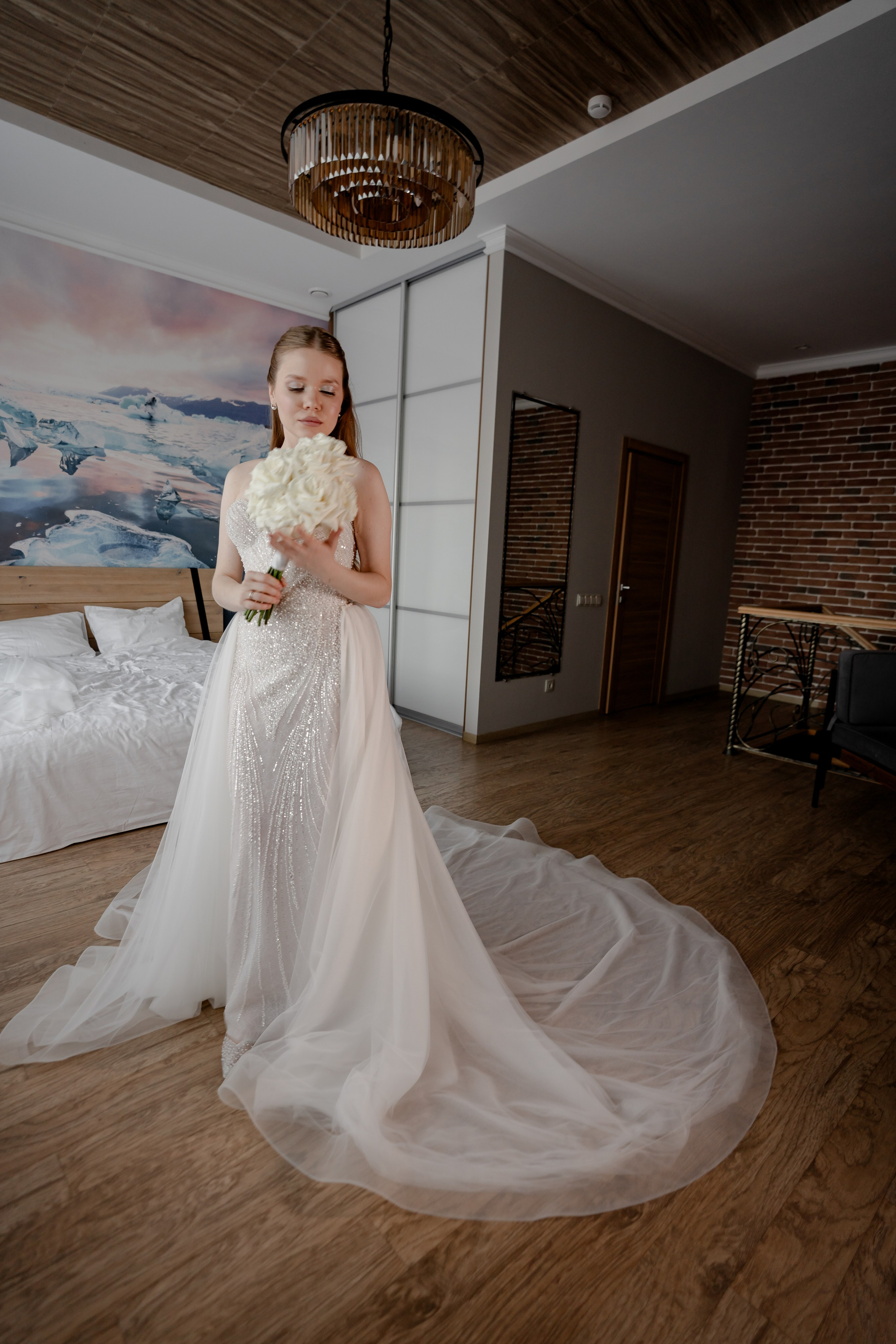 СВАДЕБНАЯ СЬЕМКА СБОРОВ В ОТЕЛЕ И ВЫЕЗД НА ЦЕРЕМОНИЮ (СНЯТО В СИБИРЕ В НИЖНЕВАРТОВСКЕ). Профессиональный фотограф, Санкт-Петербург — Виктория Богомолова