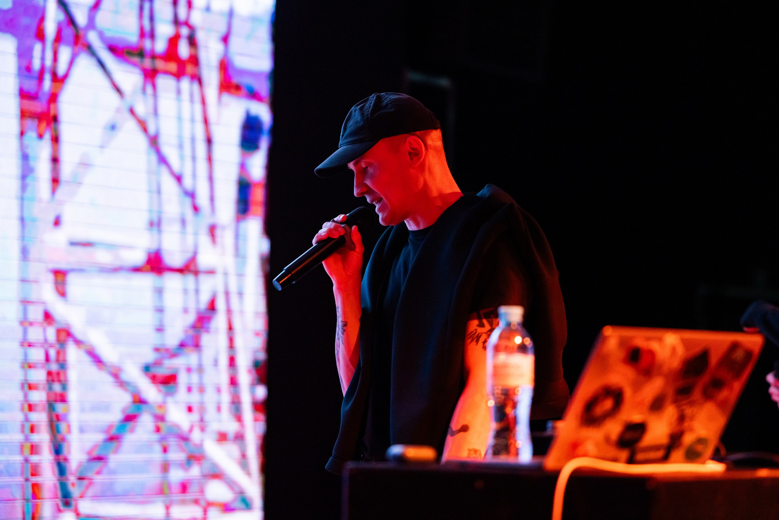 Концерт «Макулатуры» и творческая встреча с писателями в Туле (11-12 марта 2026). Репортажный фотограф Алексей Пирязев