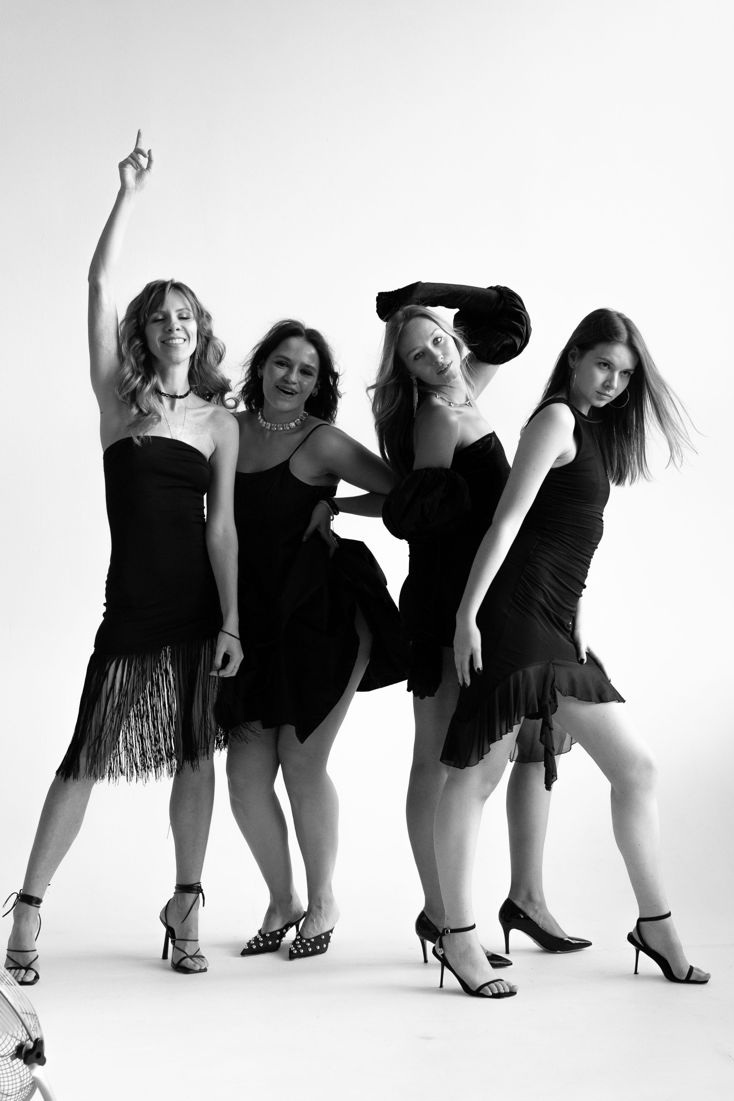 Girls. Photographer in Tbilisi Saint-Petersburg Worldwide — Elena Golubeva