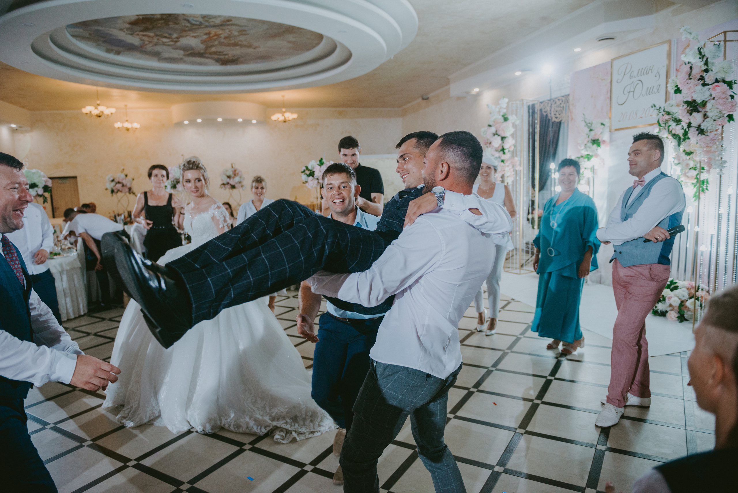 Юлия&Роман фотограф Михаил Горбач. Свадебный и семейный фотограф город Темрюк Фотостудия Темрюк