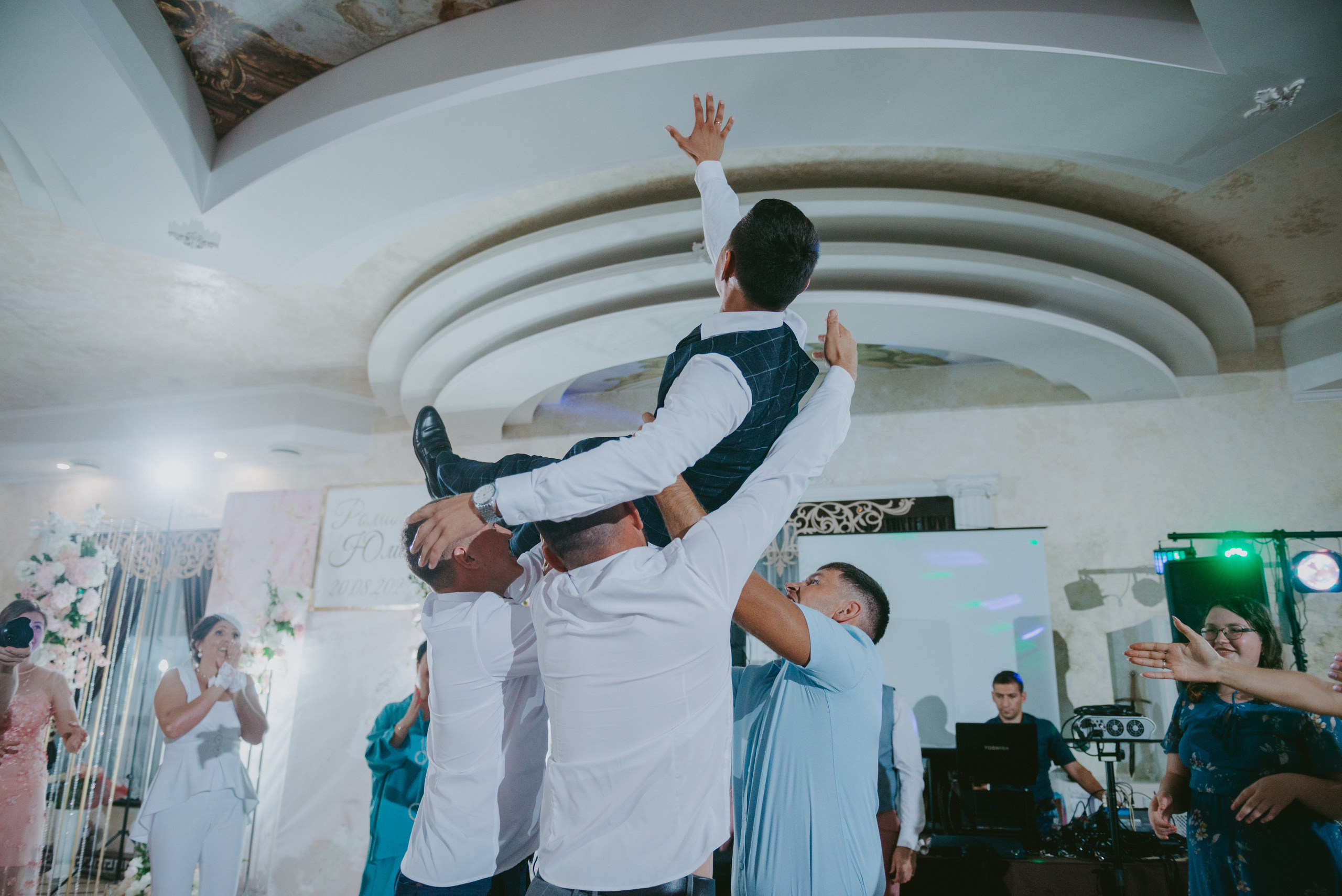 Юлия&Роман фотограф Михаил Горбач. Свадебный и семейный фотограф город Темрюк Фотостудия Темрюк