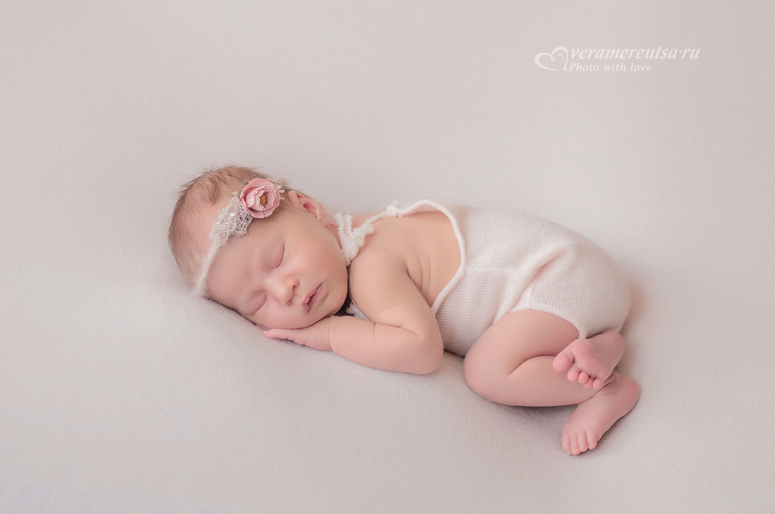 Соня 14 дней. Фотограф новорожденных Вера Мереуца Оренбург