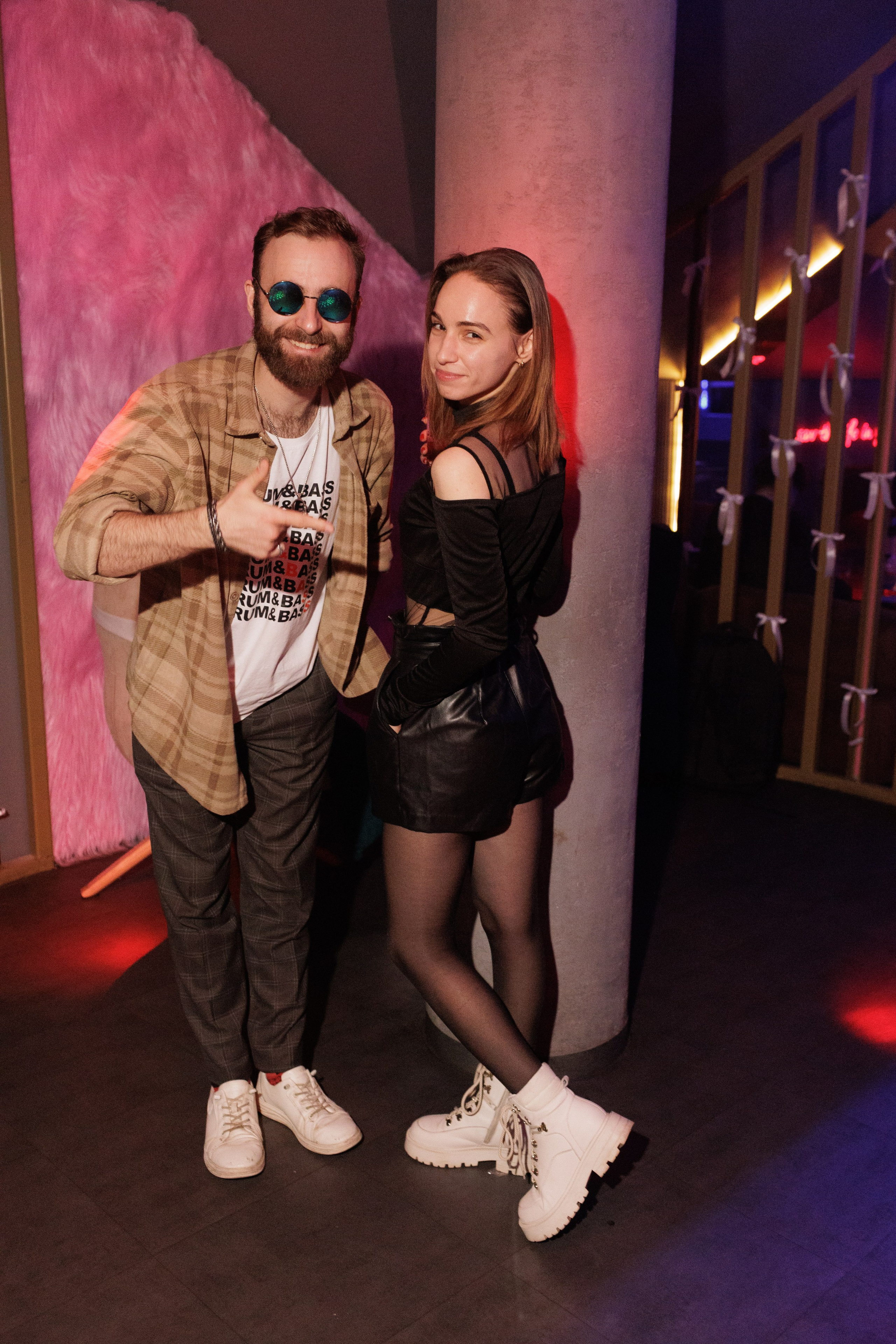 Вечеринки концерты движ. Свадебный, love фотограф