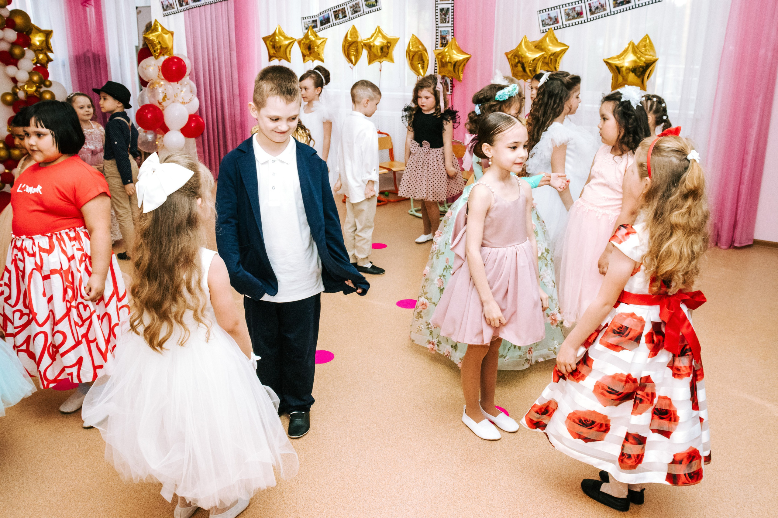 Фотограф на выпускной Детского сада Томск. Фотограф в Томске Дарья Пучкина