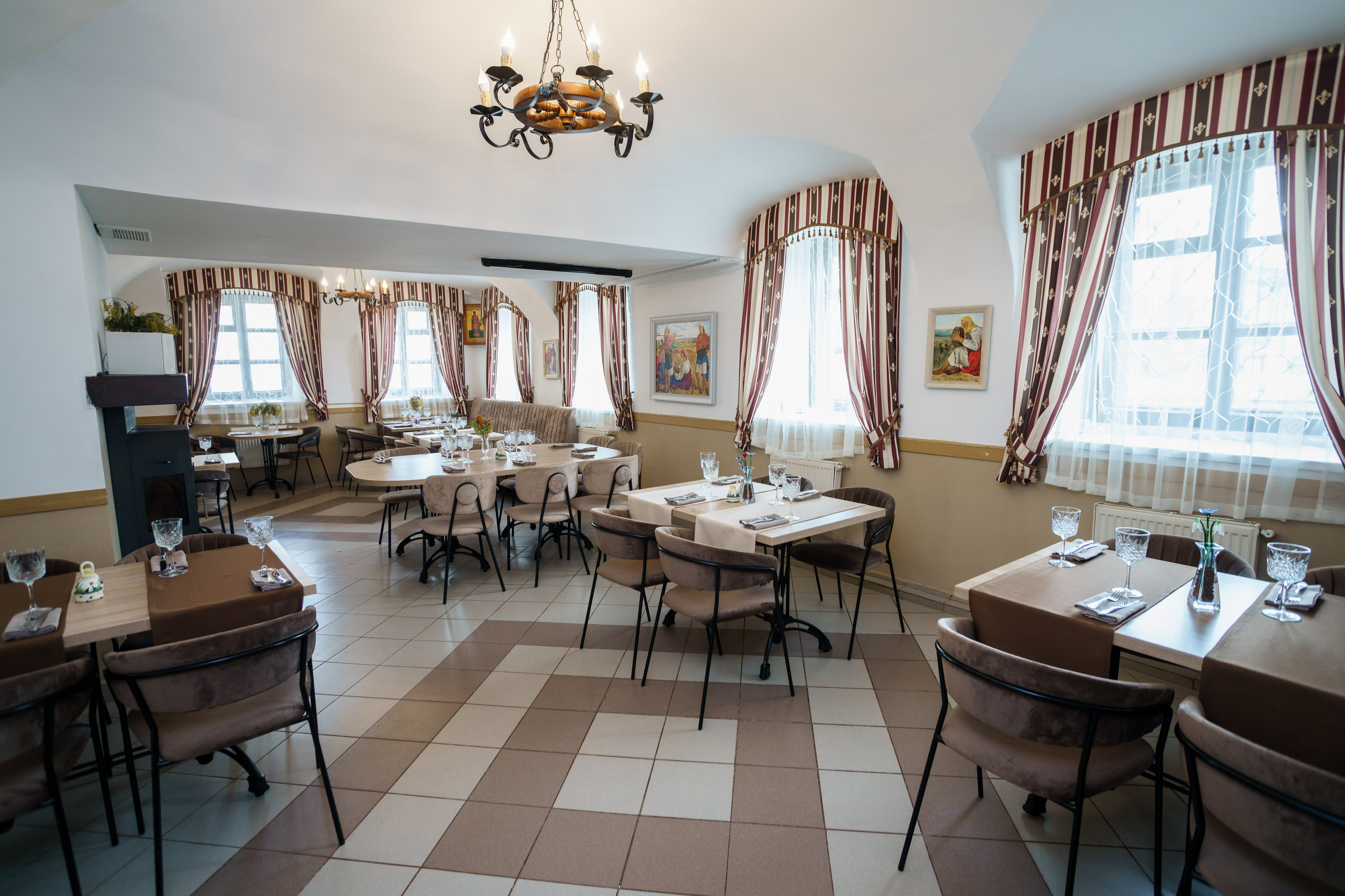 Рестораны Ростова Великого 2024. Репортажный фотограф Сергей Сажин г. Ярославль