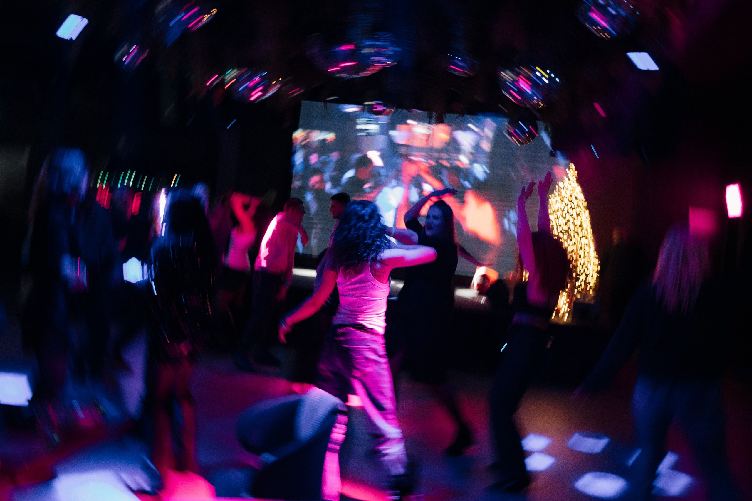 Клубные съемки. Репортажный фотограф Москвы и Области Иван Лучкин