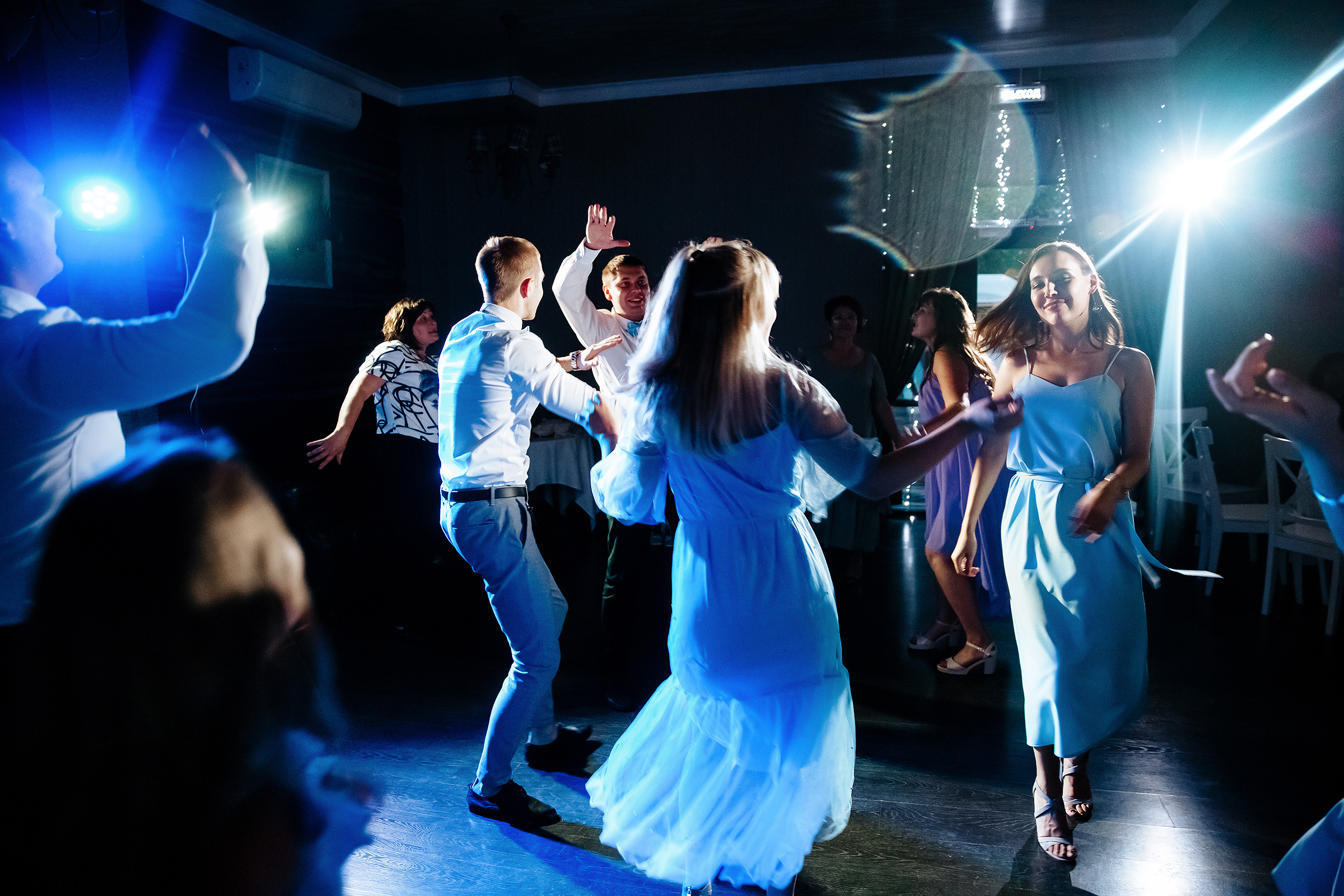 Свадебная фотосъёмка Владимира и Валерии в Абакане. Свадебный и репортажный фотограф в Москве Владимир Сергеев | Naysaikolo