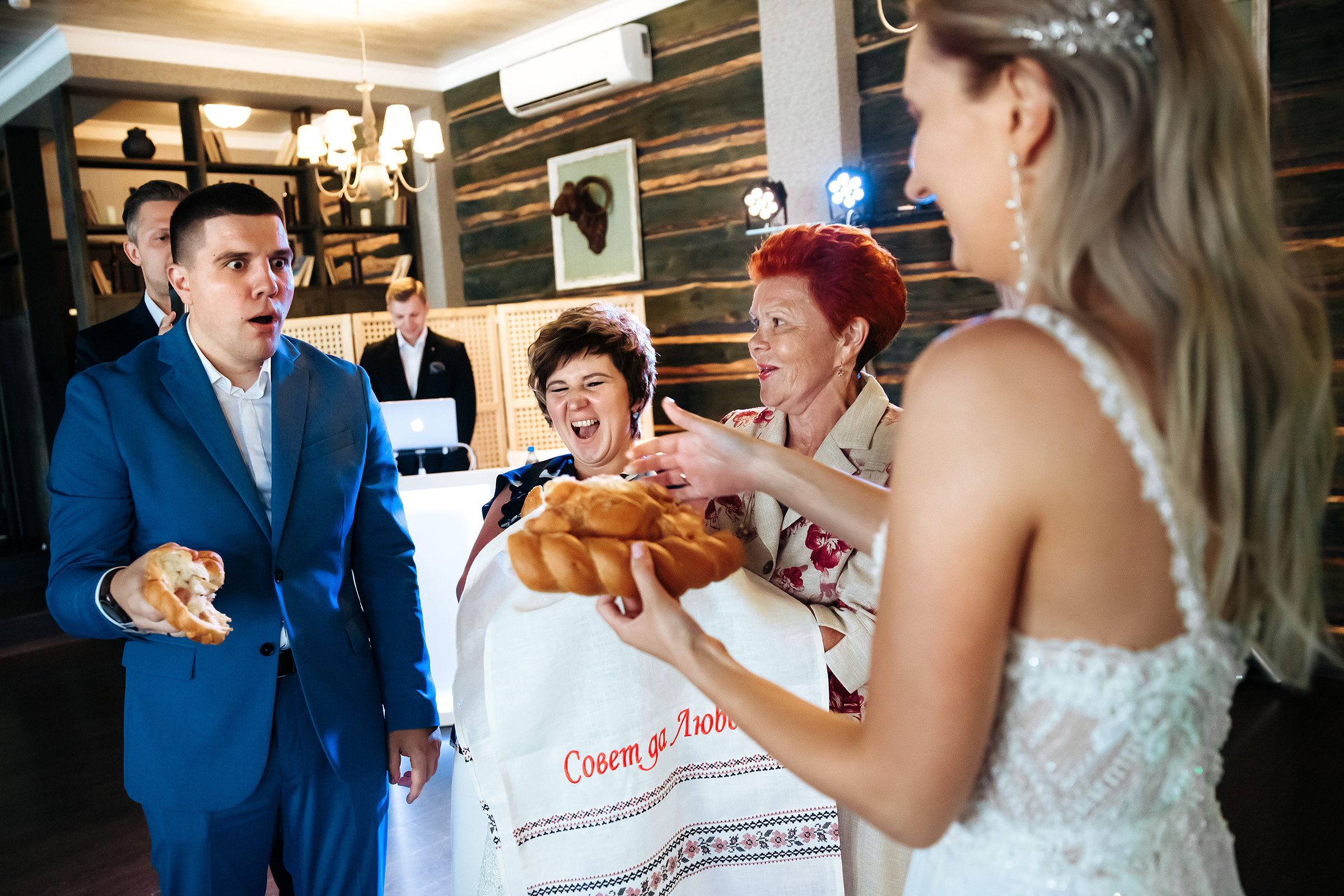 Свадебная фотосъёмка Владимира и Валерии в Абакане. Свадебный и репортажный фотограф в Москве Владимир Сергеев | Naysaikolo