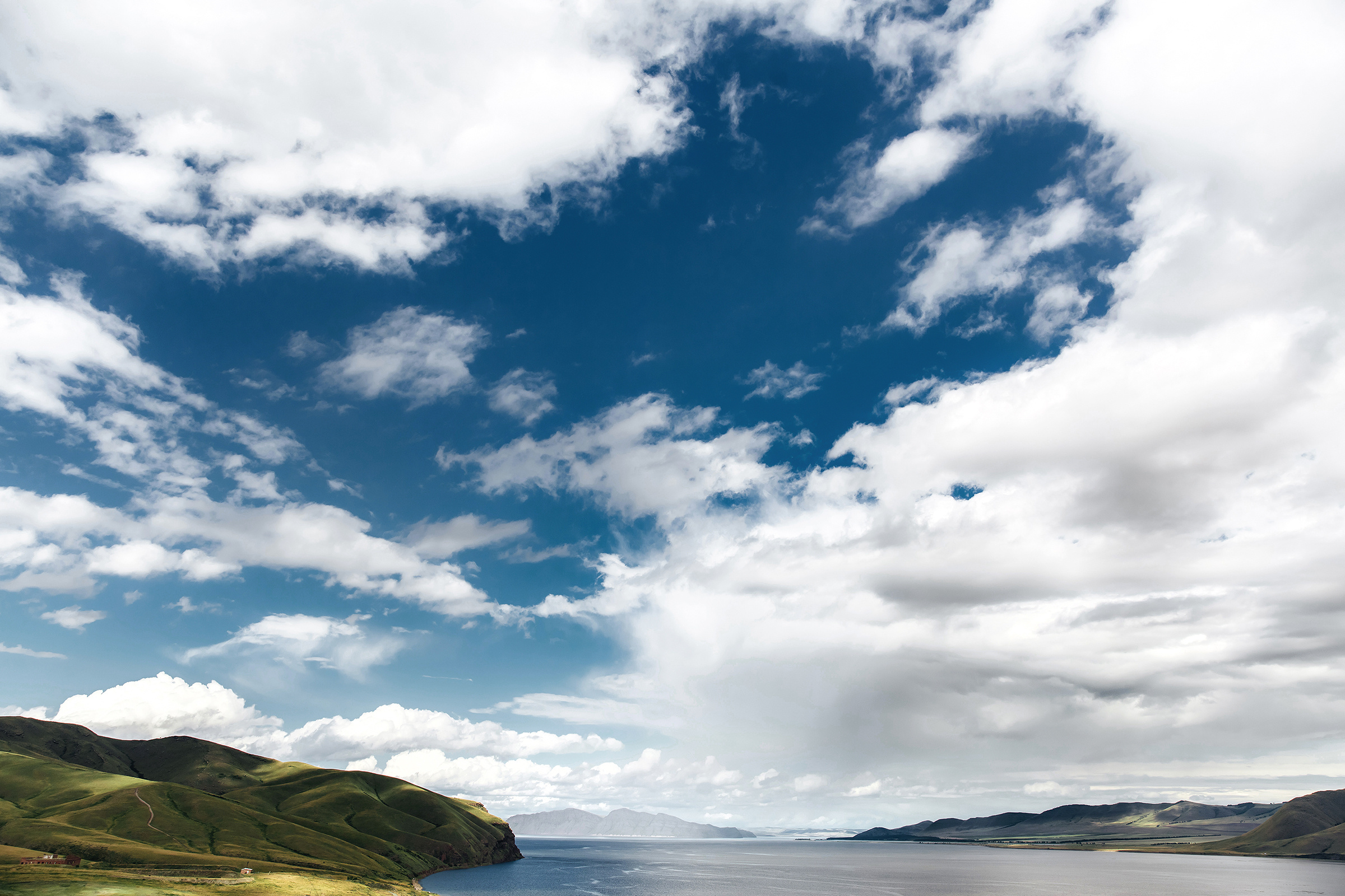 Свадебная фотосъёмка Владимира и Валерии в Абакане. Свадебный и репортажный фотограф в Москве Владимир Сергеев | Naysaikolo