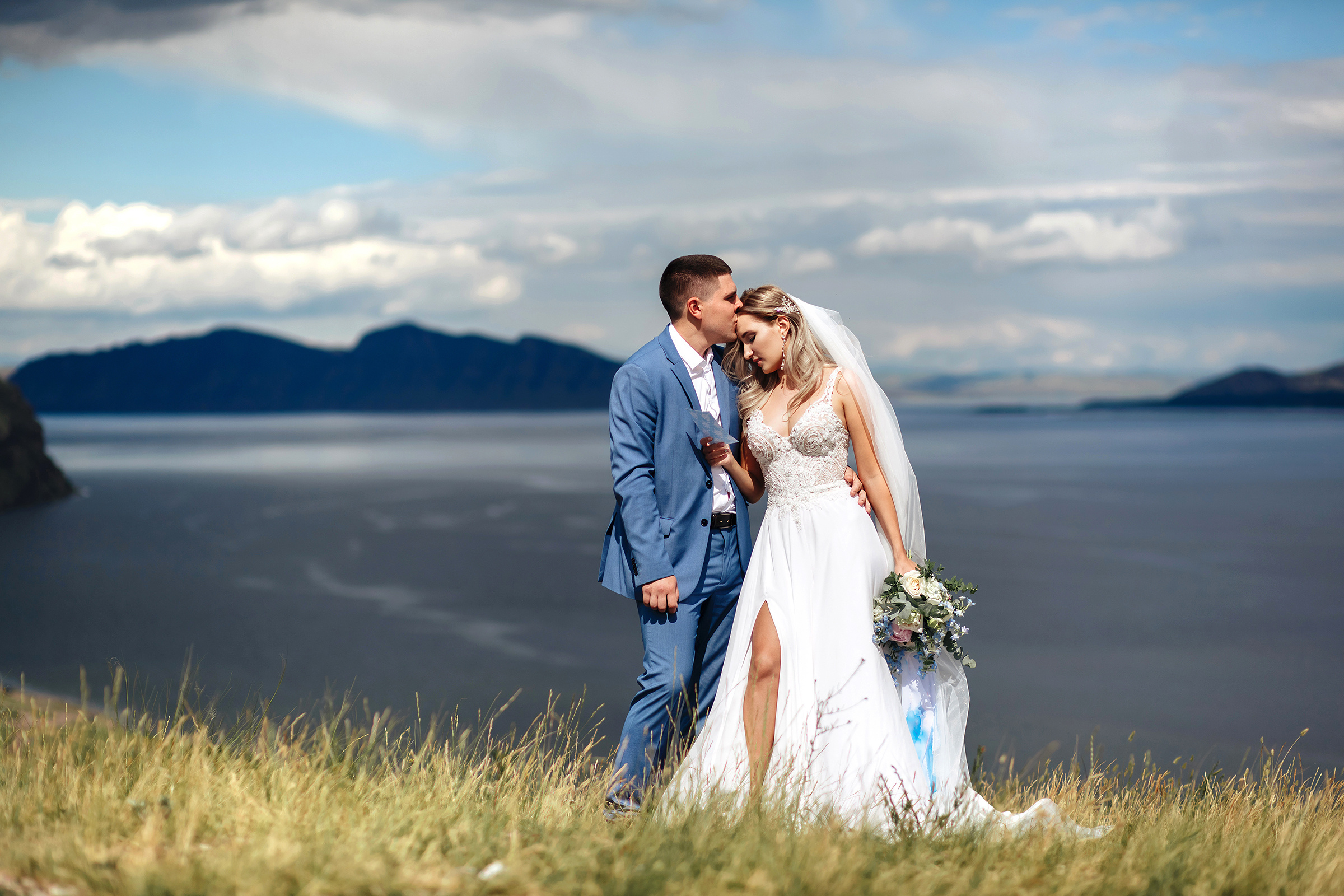 Свадебная фотосъёмка Владимира и Валерии в Абакане. Свадебный и репортажный фотограф в Москве Владимир Сергеев | Naysaikolo