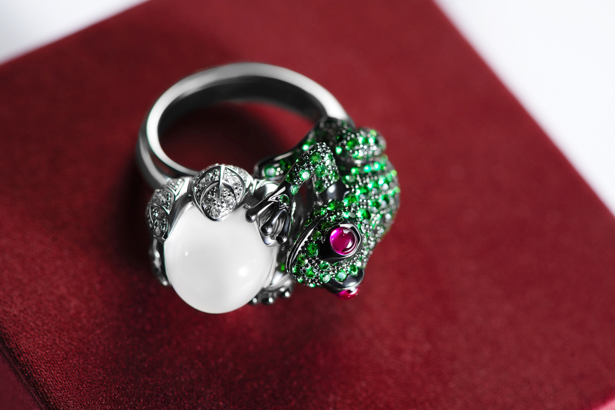 Часы и украшения. Фотограф — Рустам Бикулов. Коммерческая фотография, фуд-фотография