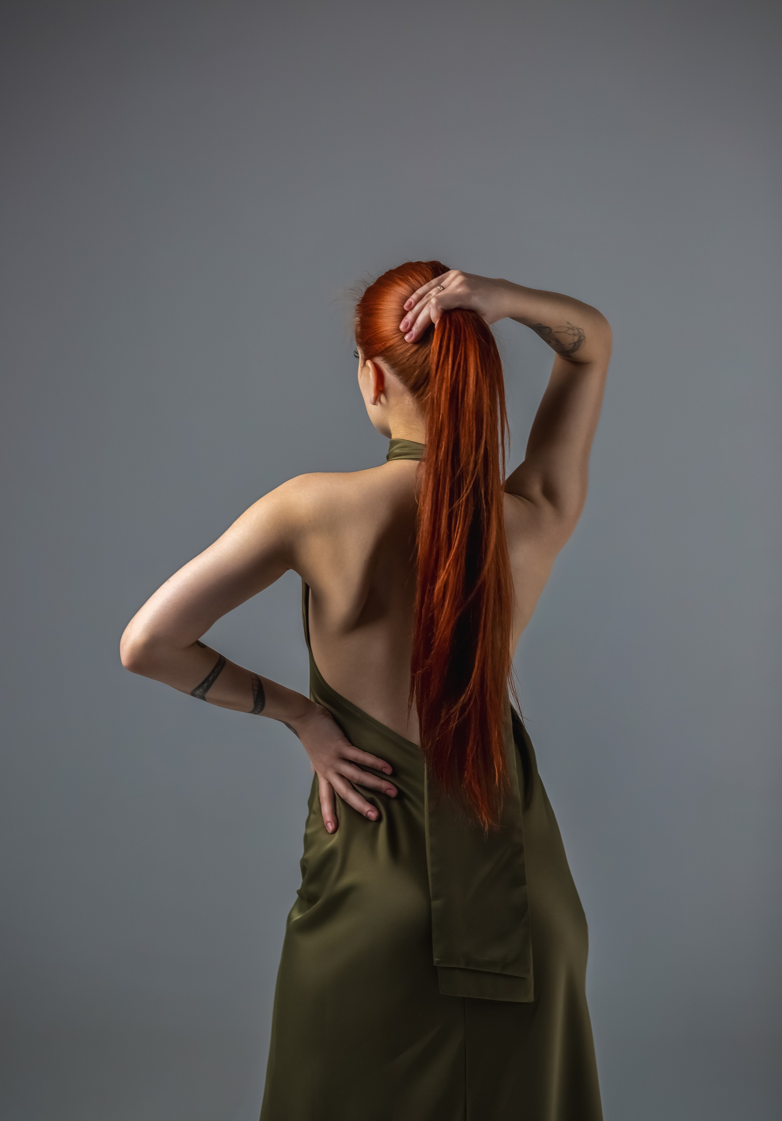 Зеленое платье. Вера Соколова фотограф Воронеж