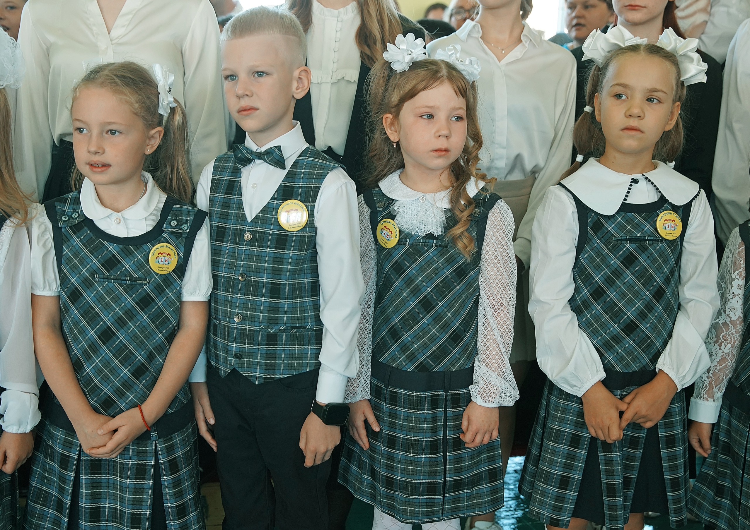 Первый класс линейка, в классе, портреты. Семейный и детский фотограф в Нижнем Новгороде