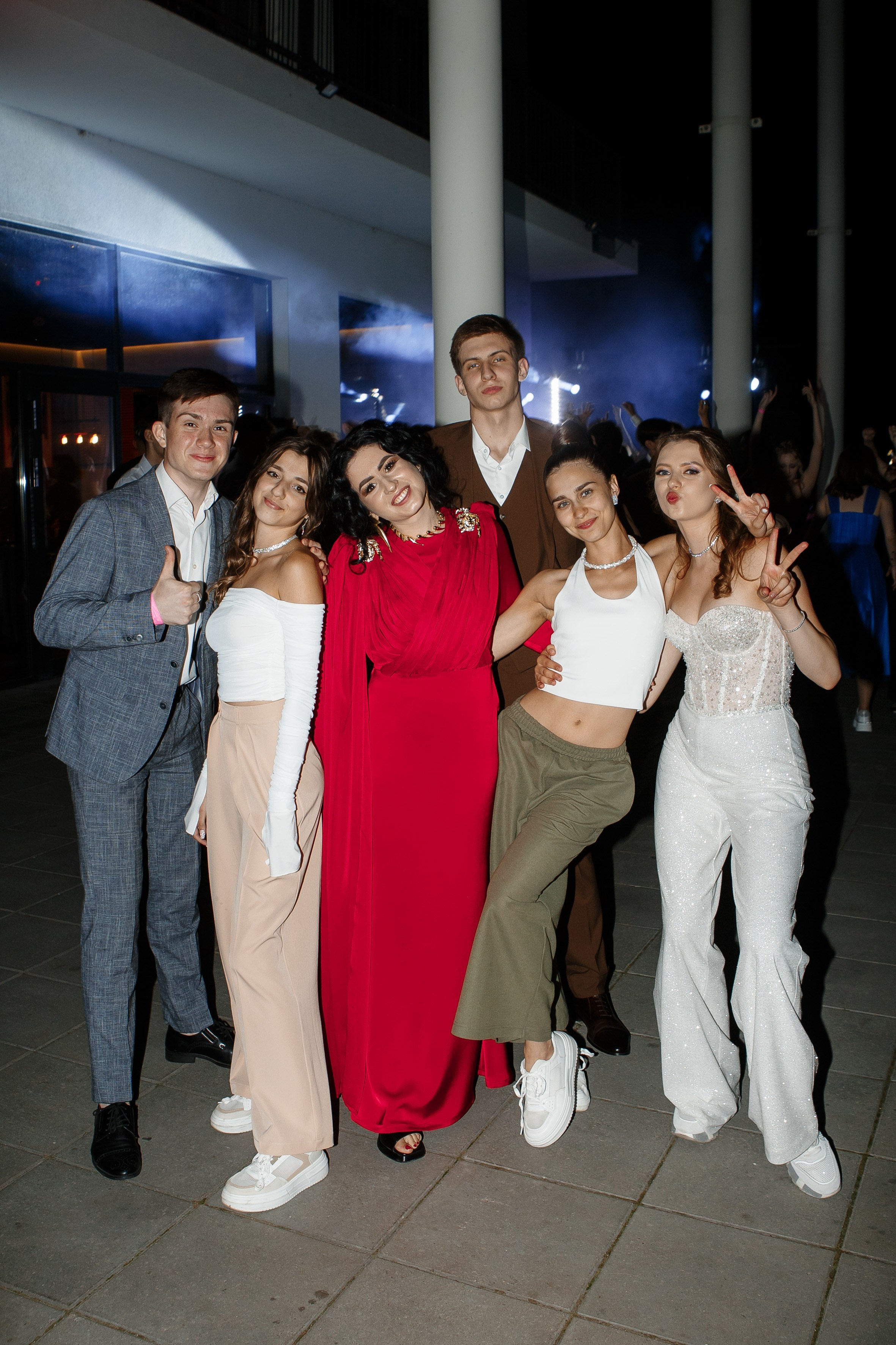 Выпускной Гимназия 12 2024 OpenHouse. Свадебный и портретный Фотограф в Липецке Дмитрий Котюков