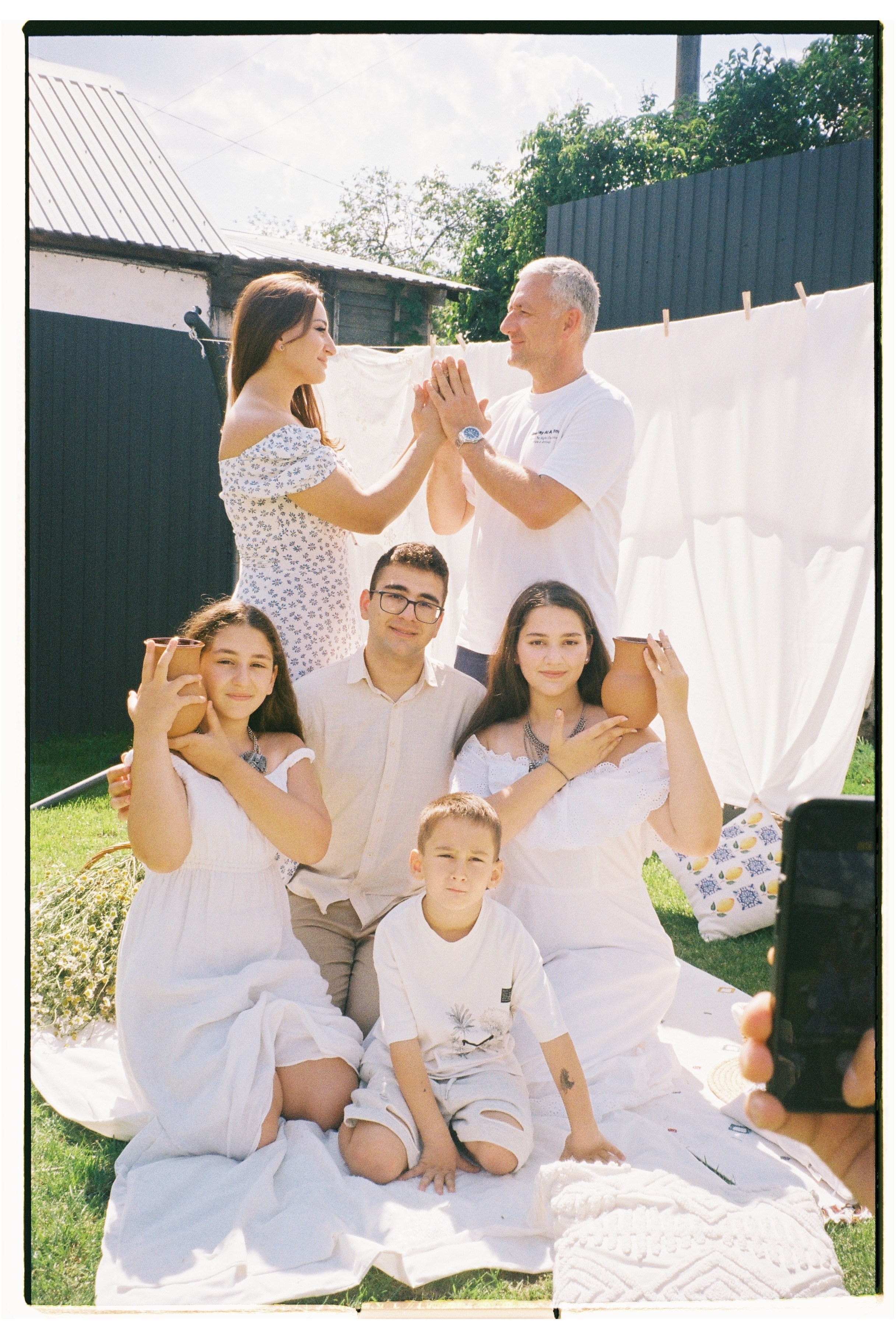 Кровь не вода. Фотограф Алина Мкртычева