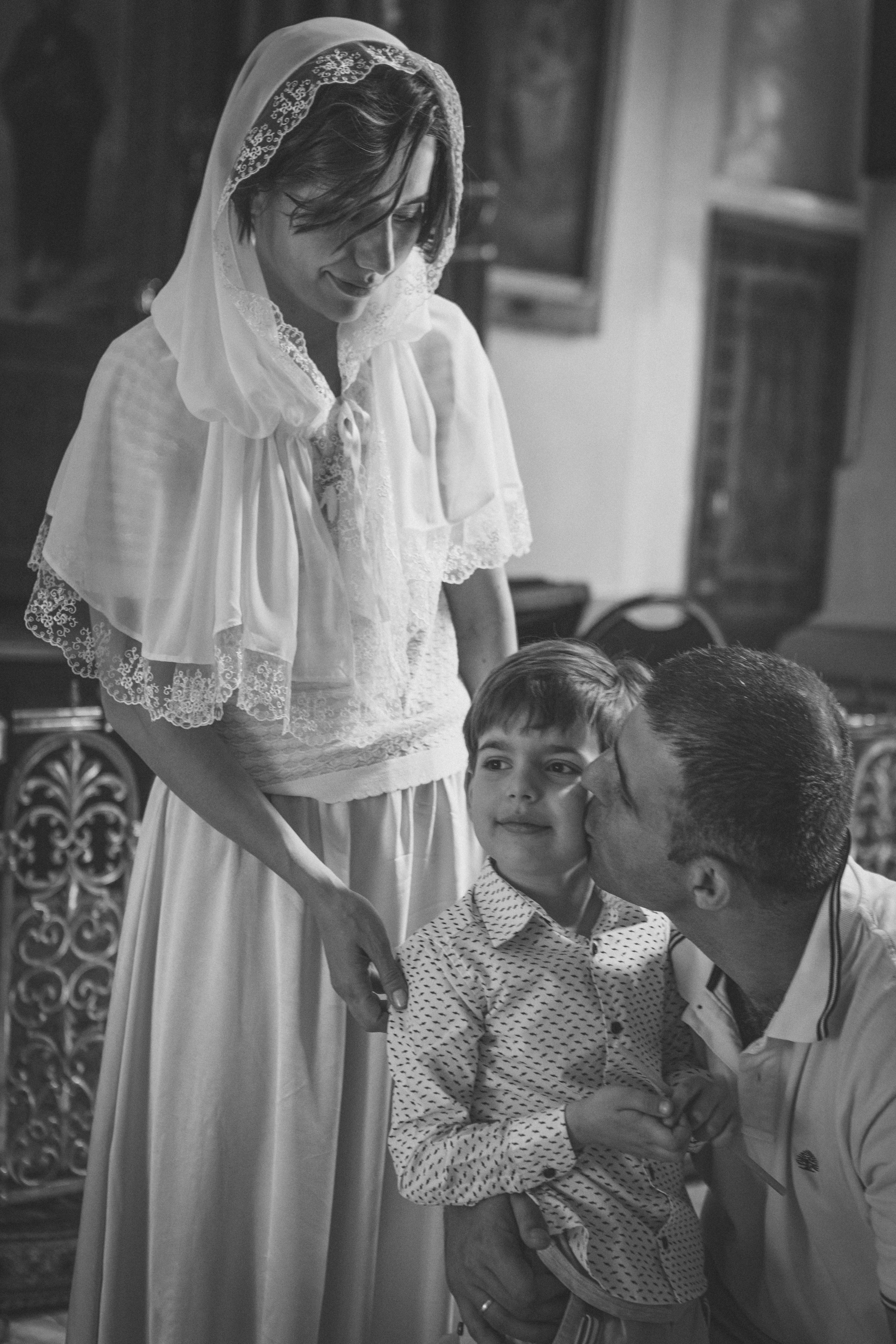 Крещение Томы. Семейный фотограф и фотограф на роды в Ростове-на-Дону Мухина Виктория