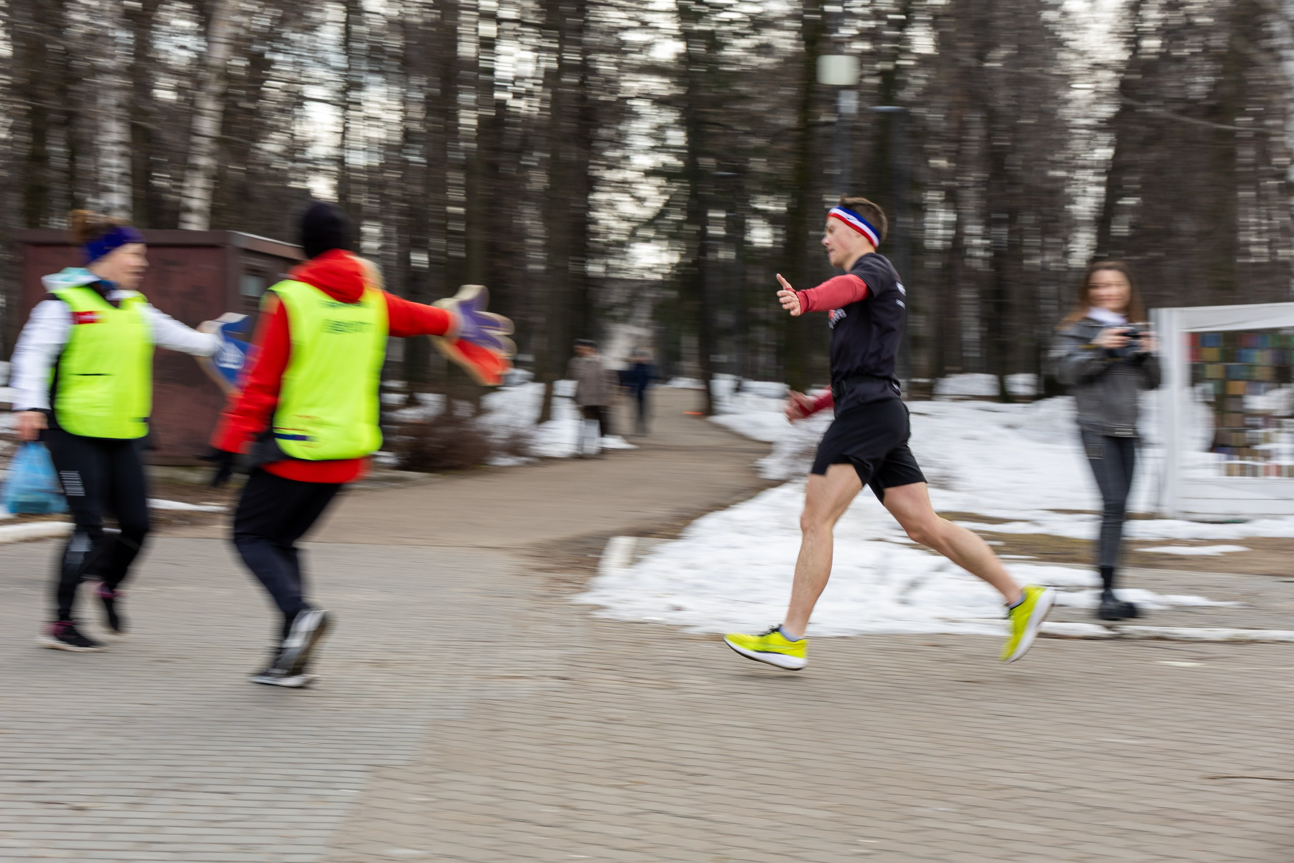 Беговой клуб 5 вёрст Зеленодольск. 11 апреля 2026. Спортивный, репортажный и портретный фотограф в Казани Алексей Горячев