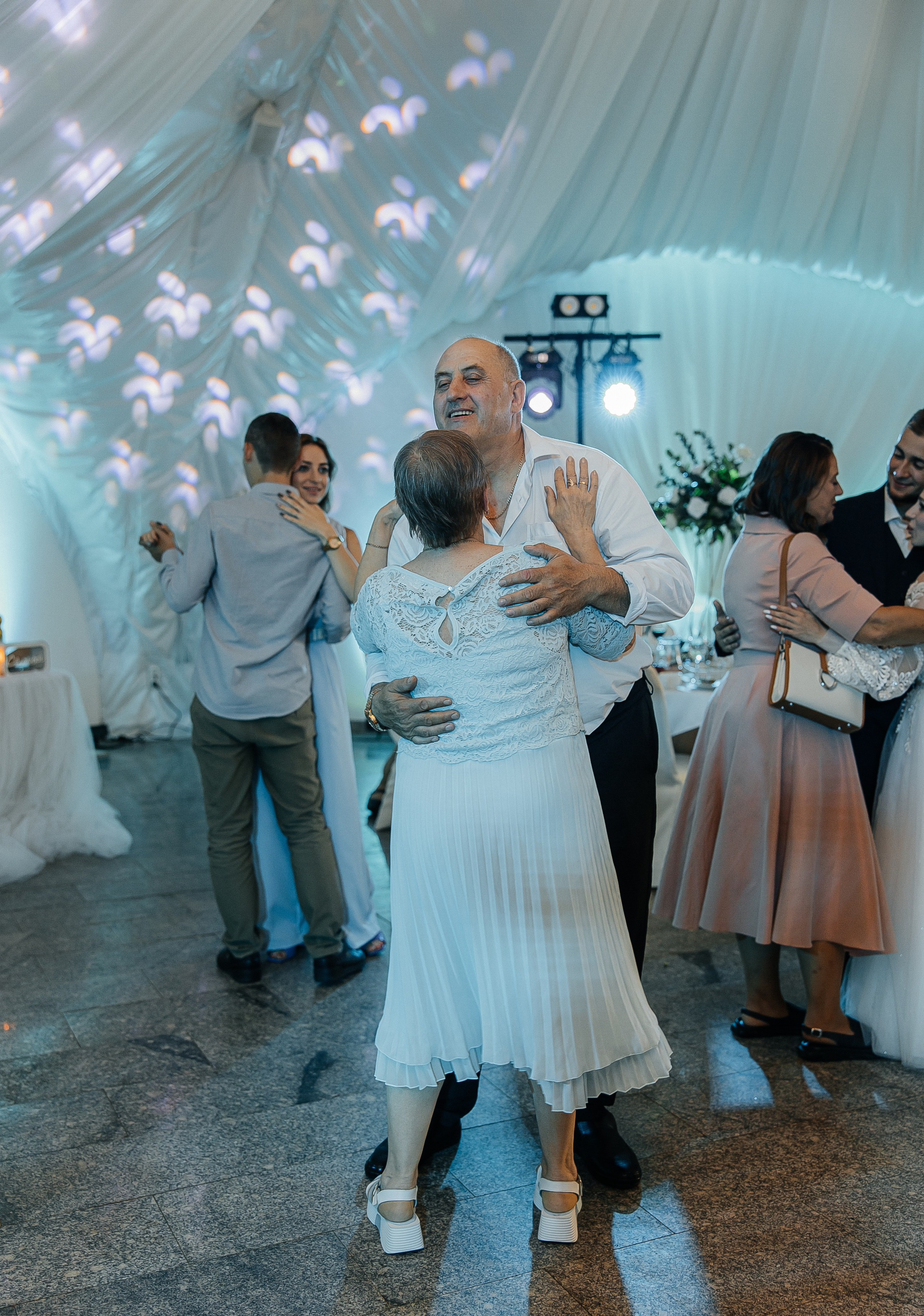 Оксана и Тимур. Свадебный и семейный фотограф Елизавета Ермак | Москва и МО