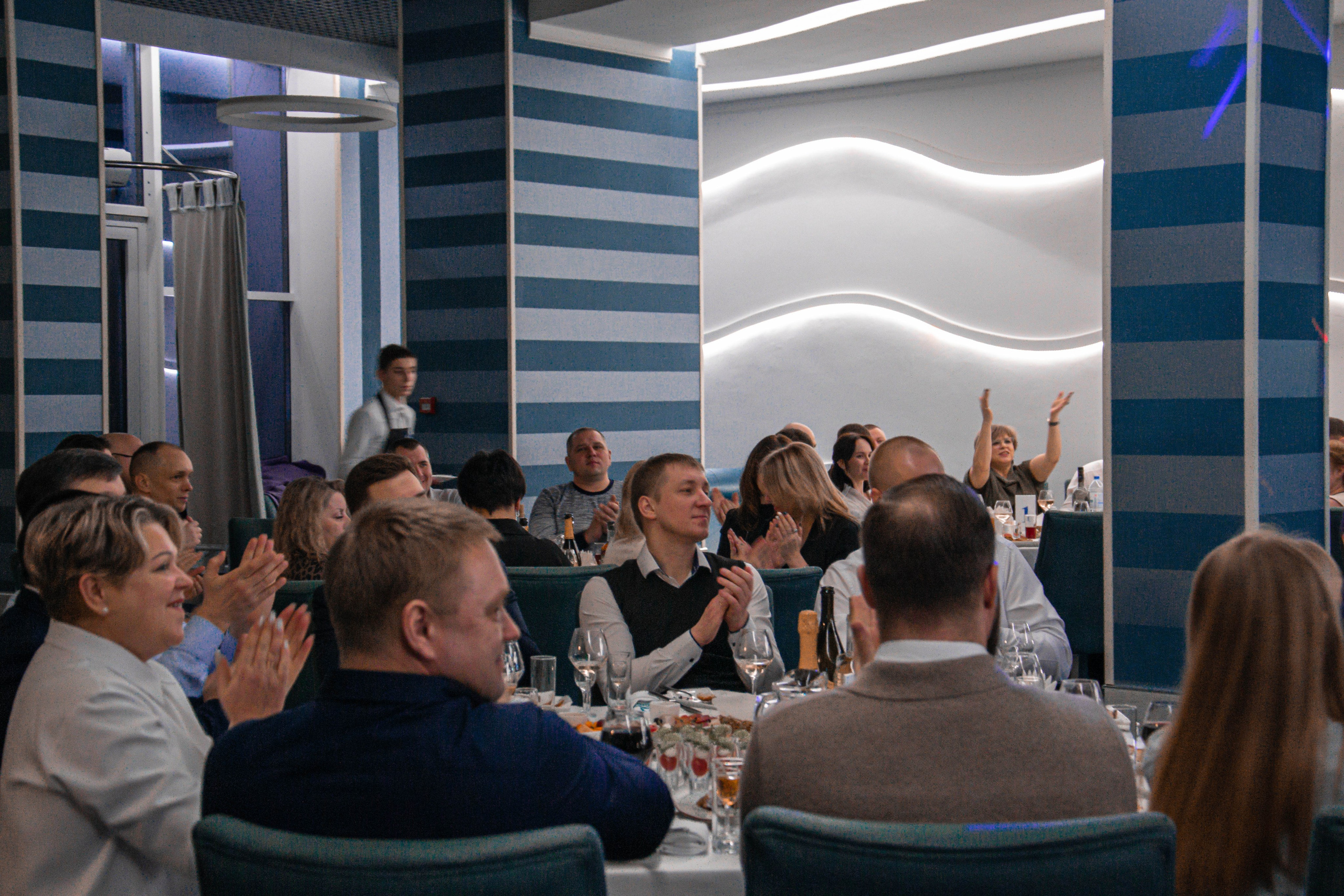 Корпоратив. Женский фотограф в Людиново и Киров