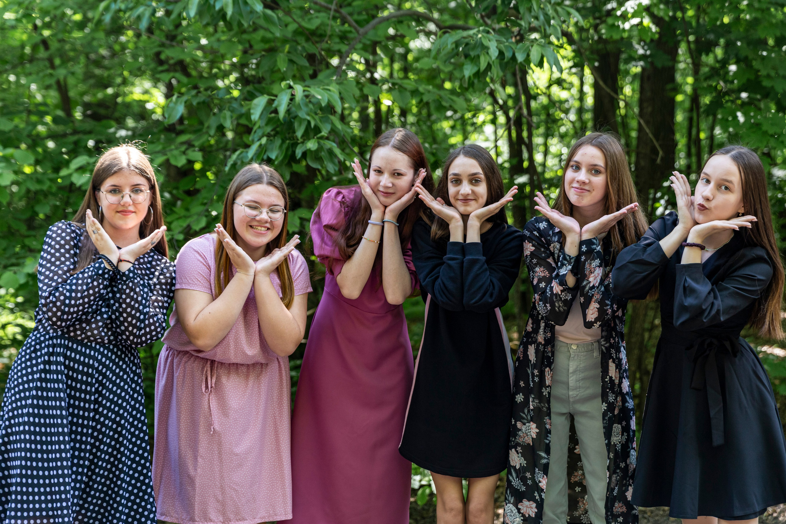 Фотосъемка 9 класс. Свадебный фотограф Марина Суворова и видеооператор Олег Петров