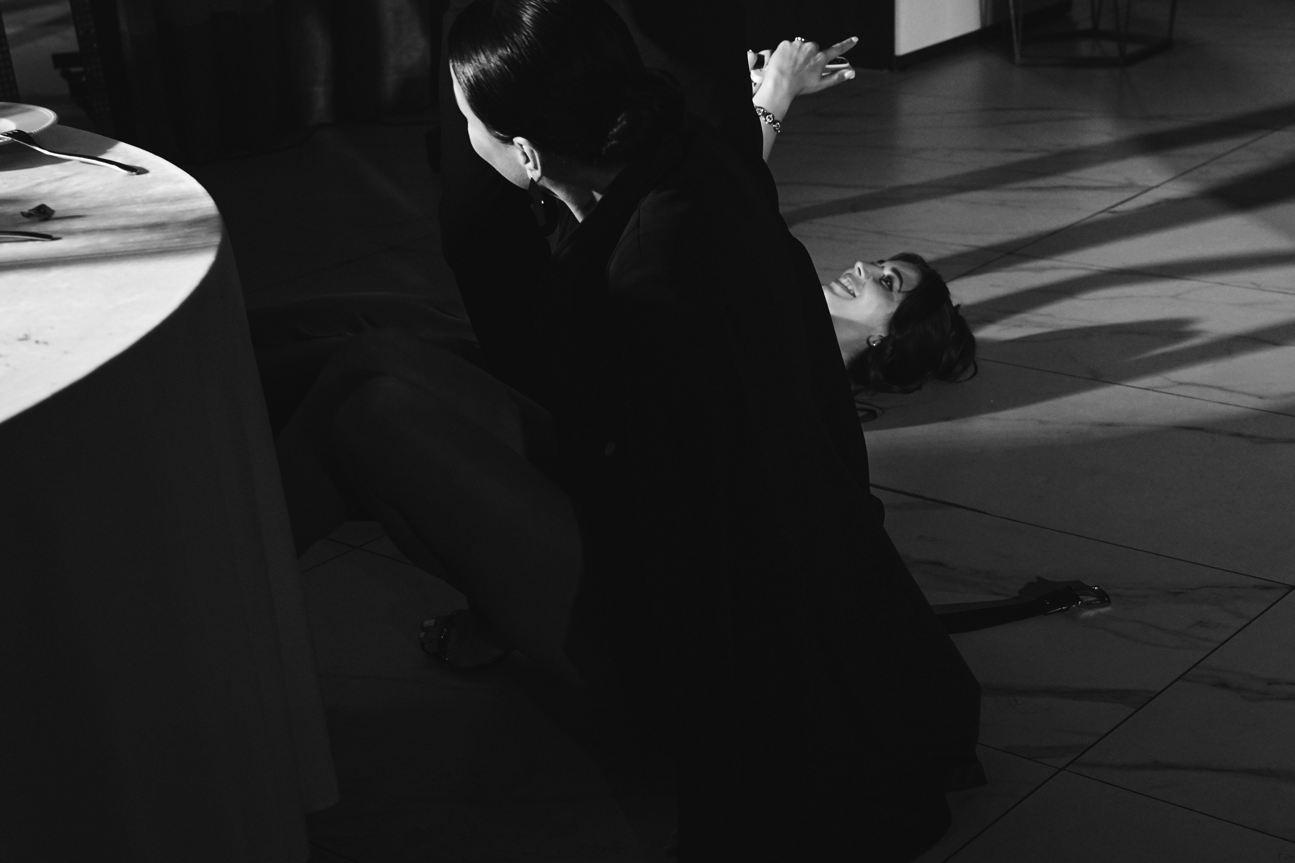 Кристина и Андрей: лавстори в гостинице и динамичный банкет. Фотограф в Иркутске