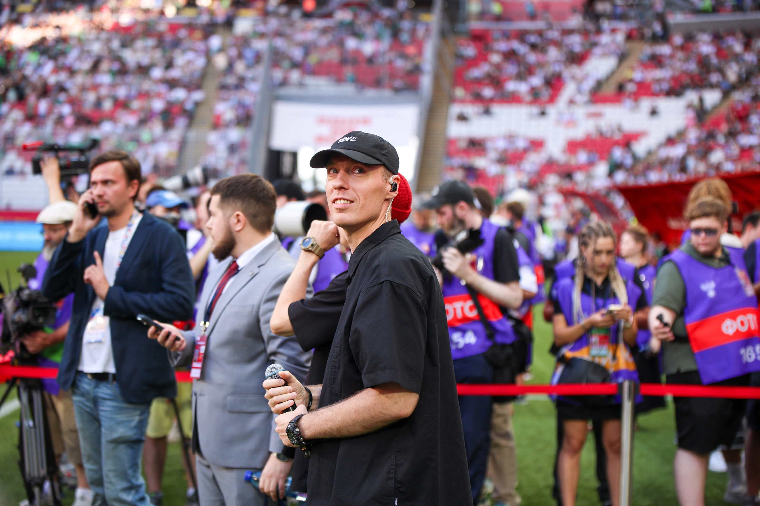 Финал суперкубка по футболу. Showbiz | Fashion | Reportage