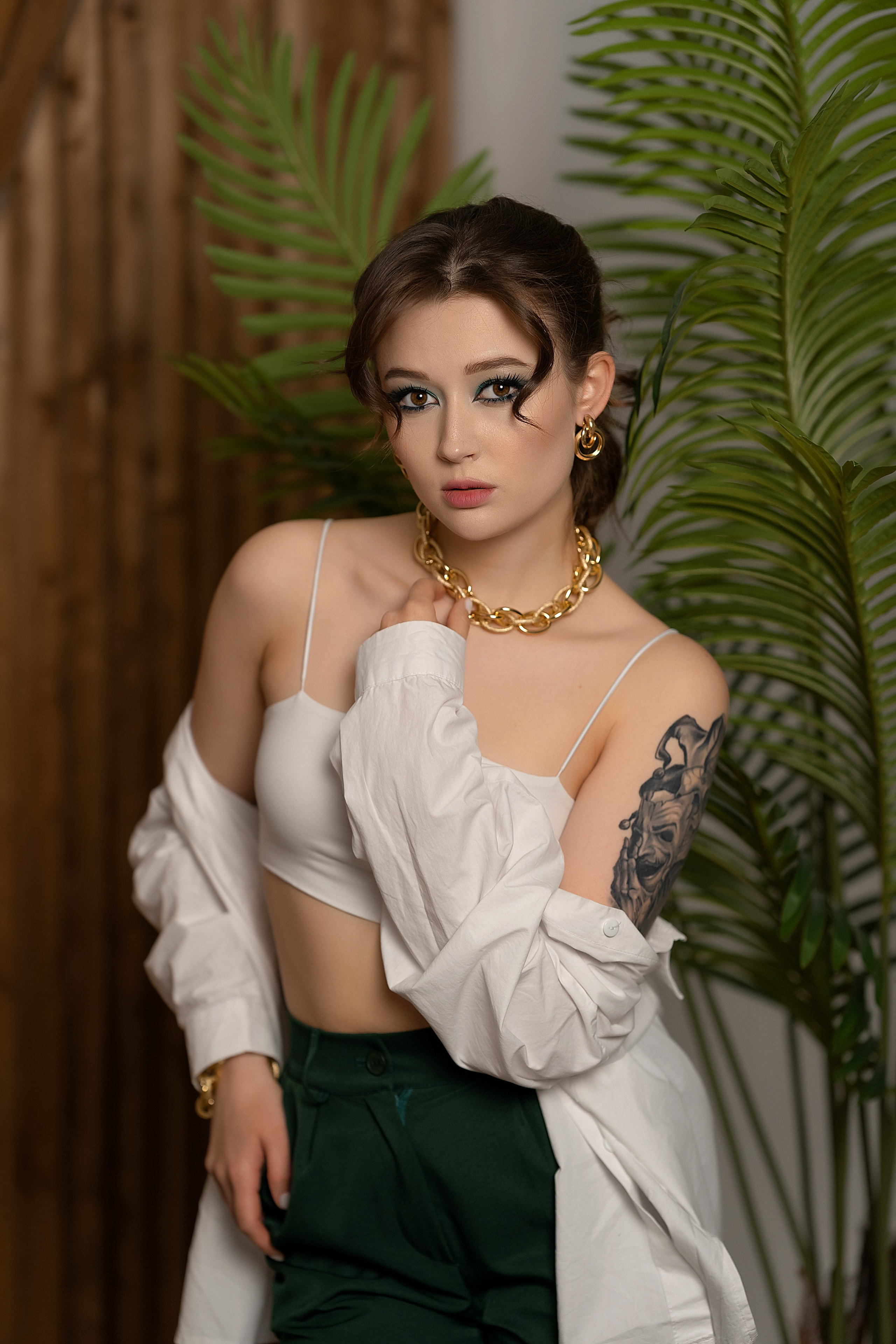 индивидуальная фотосессия женская фотосъемка студийная фотосессия минимализм фотостудия Армавир циклорама