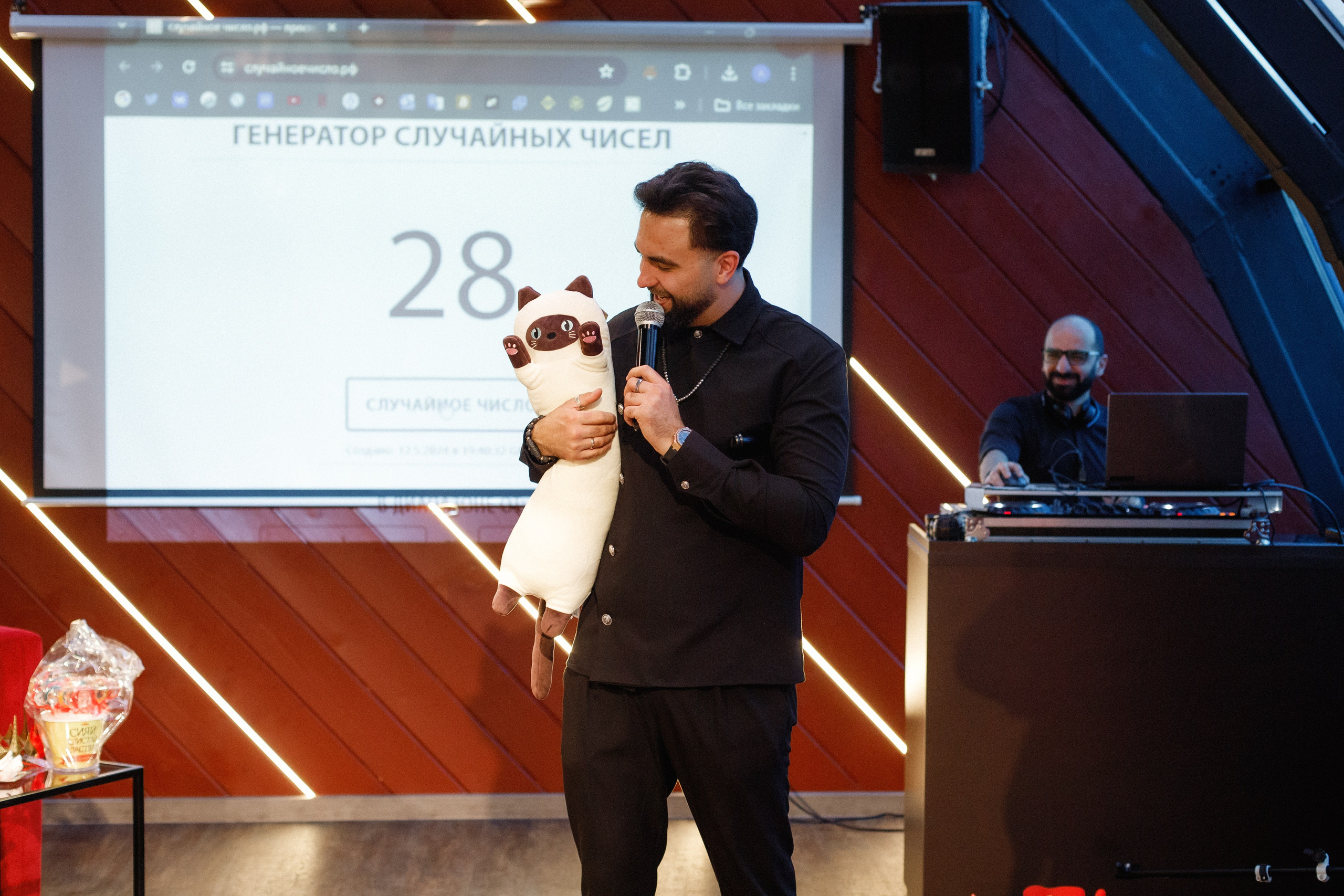 QUEEN KHV [12 ЛЕТ]. СВОИ. ФОТООТЧЕТЫ-СОБЫТИЯ-МЕСТА