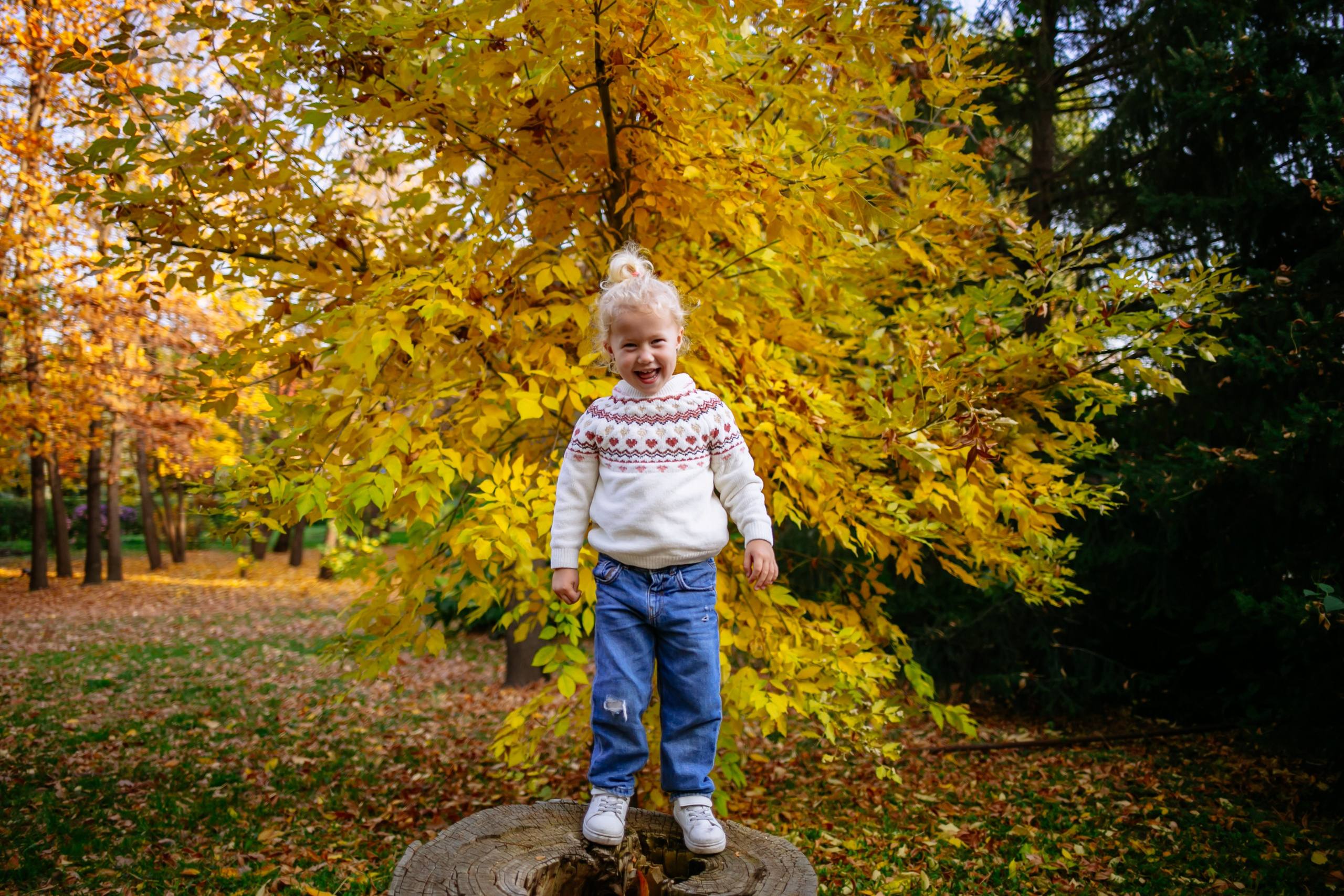 Юля, Анюта, Есения