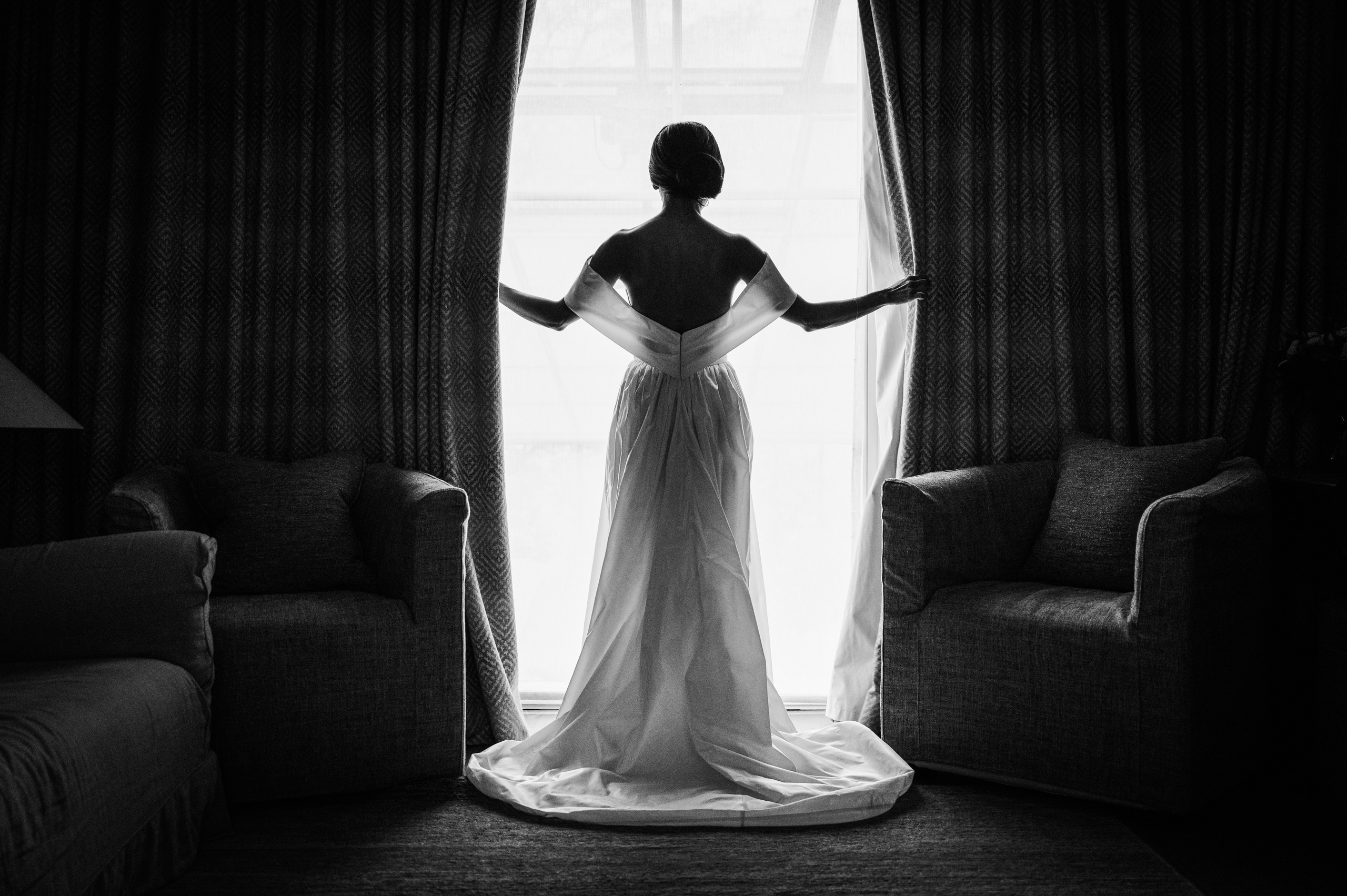 …Whimsical love. Golden Moments Editing — We do Wedding’s Retouch and Video Editing