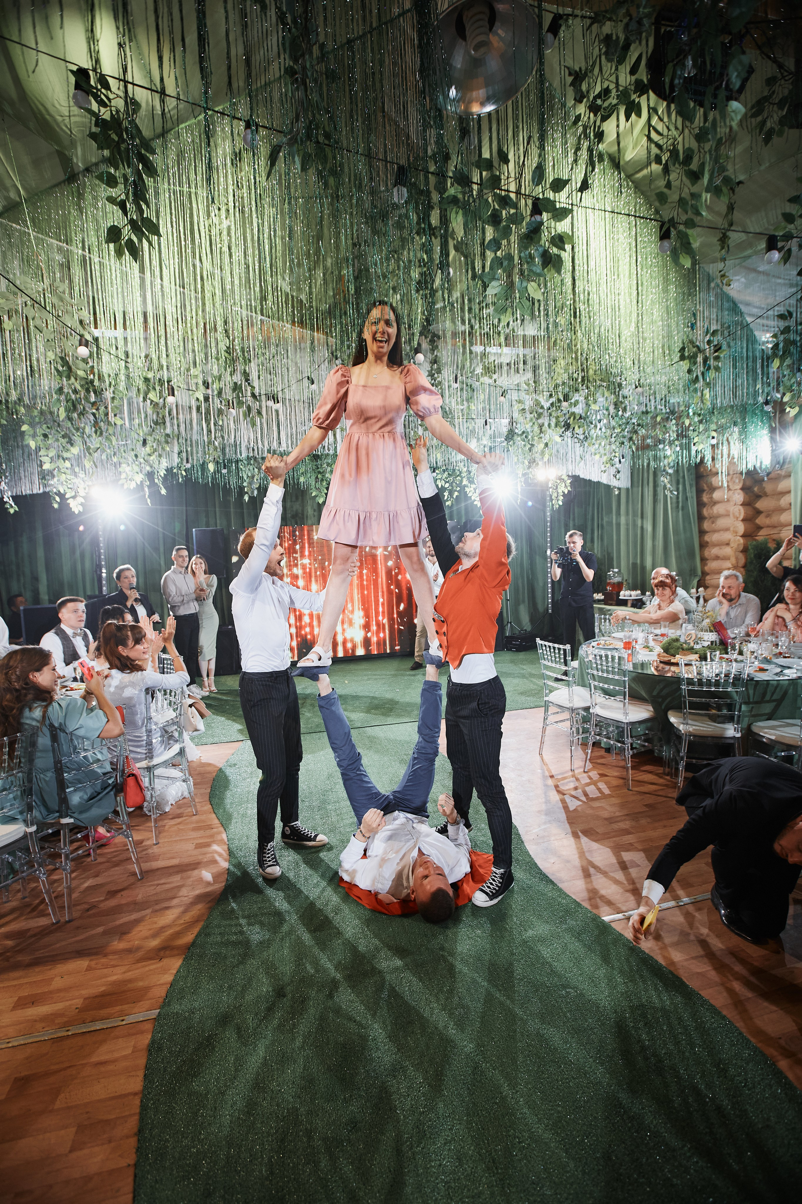 Рома и Полина Банкет. Ваш фотограф Антон Колташов город Курган Тюмень Челябинск Екатеринбург