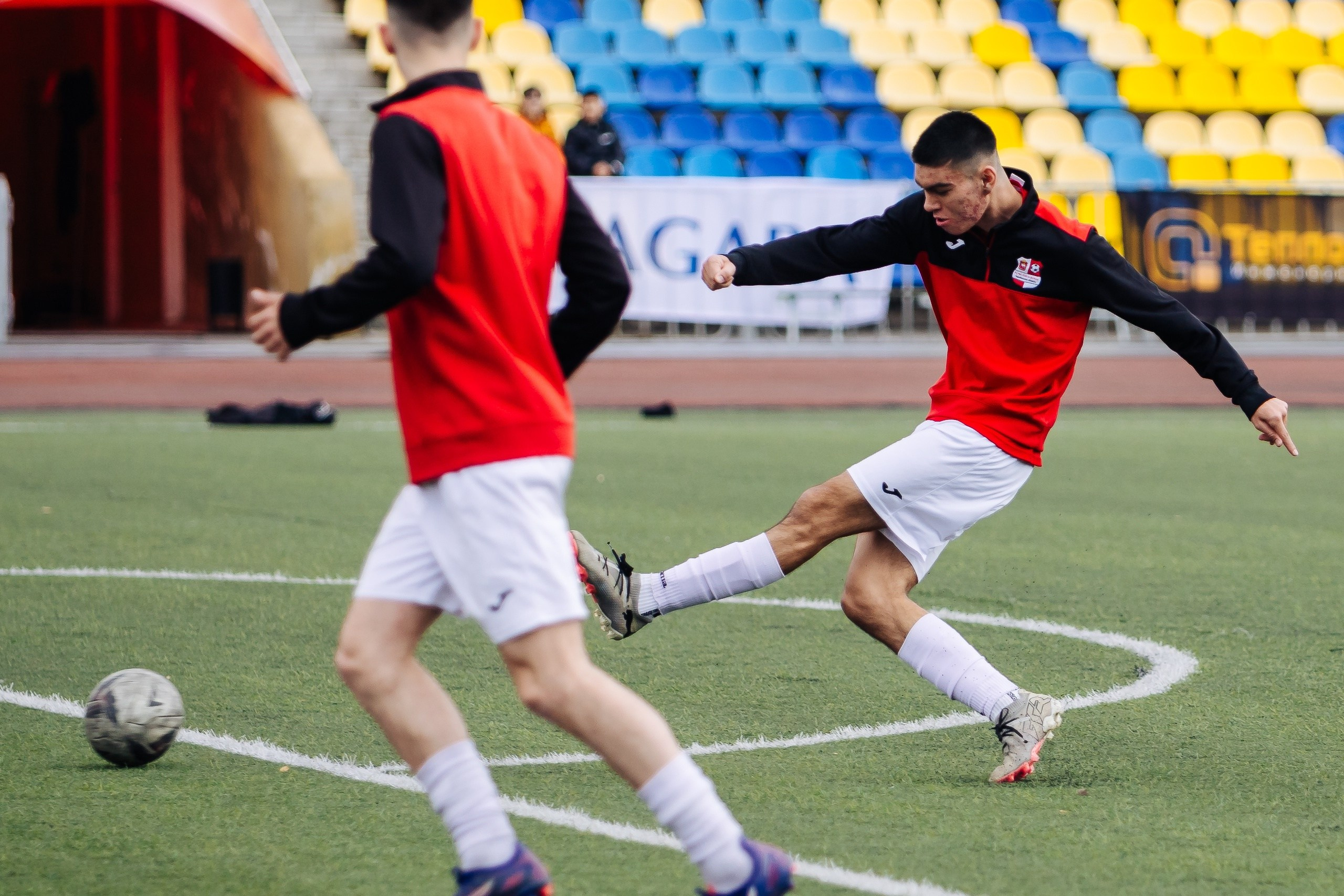 ФК «Металлург-Магнитогорск» vs ФК «ОСШ-Челябинск-М» // 05.04.25. Денис Прохоров Фотограф в г. Магнитогорск