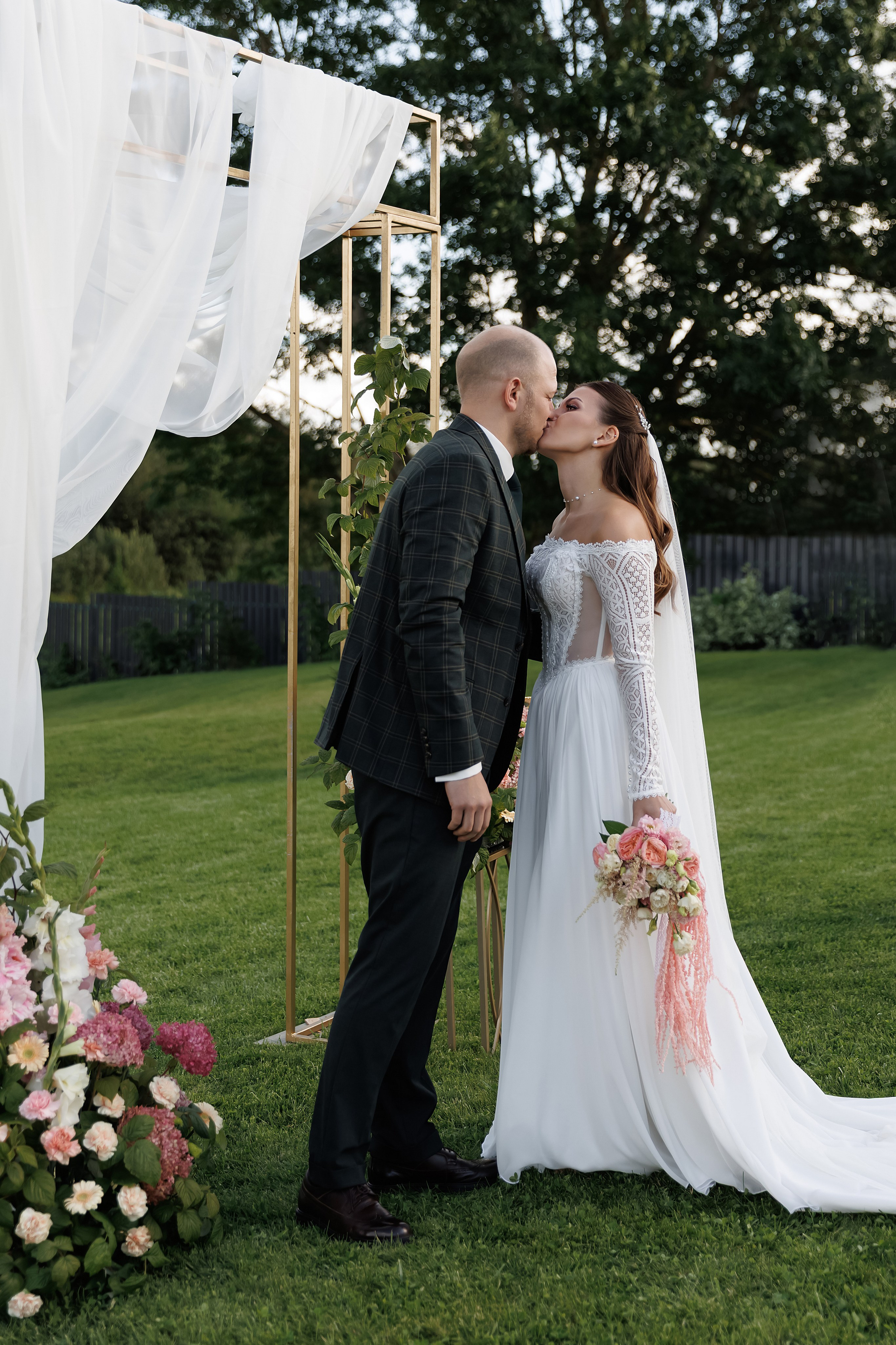 Ирина и Роман. Свадебный фотограф в Пскове и Санкт-Петербурге | Анна Голикова